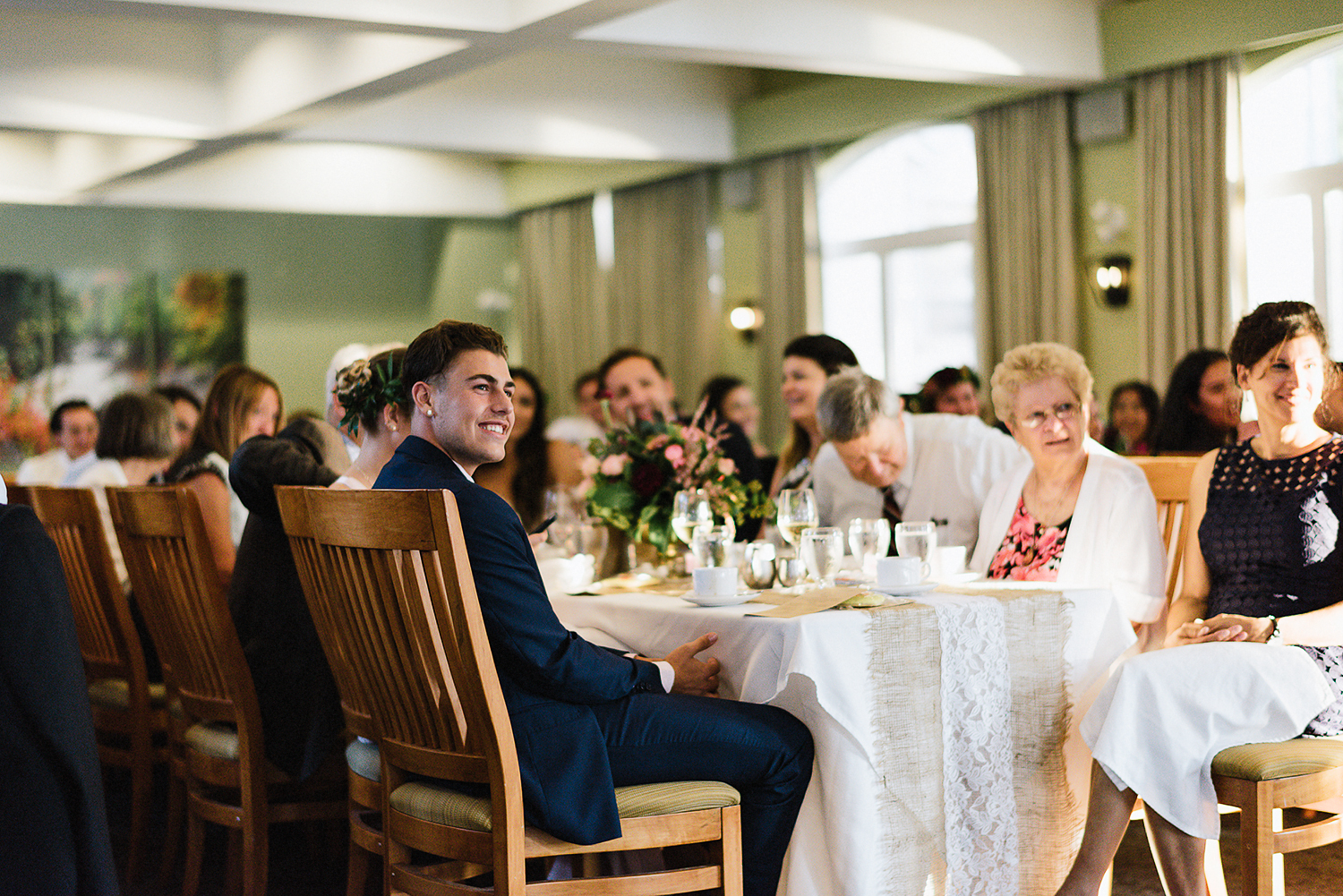 Muskoka-Cottage-Wedding-Photography-Photographer_Photojournalistic-Documentary-Wedding-Photography_Vintage-Bride-Toronto-Wedding-Photographers-Reception-candid-Audience.jpg