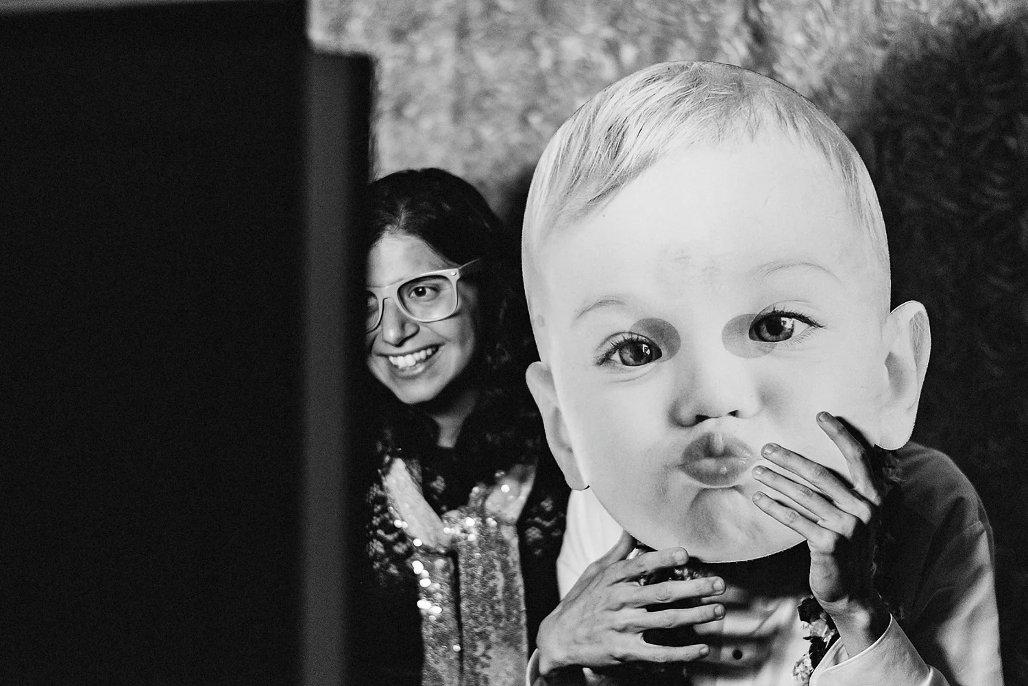 Best-Wedding-Photographers-Toronto-3B-photo-Brian-B-Bettencourt-Candid-Natural-Photojournalistic-Documentary-wedding-photography-Funny-candid-moments-with-guests-and-photobooth.jpg