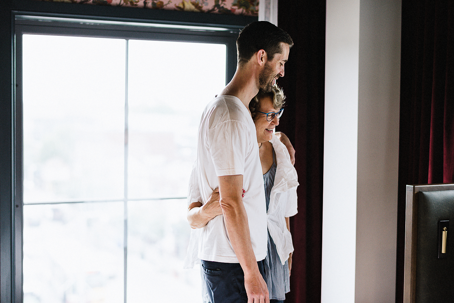 14-507-Toronto-Wedding-at-the-Broadview-Hotel-Vintage-Bride-and-Groom-Wedding-Details-Old-School-Telephone-Best-Wedding-Photographers-Toronto-Junebug-Weddings-Candid-Genuine-Moments.jpg
