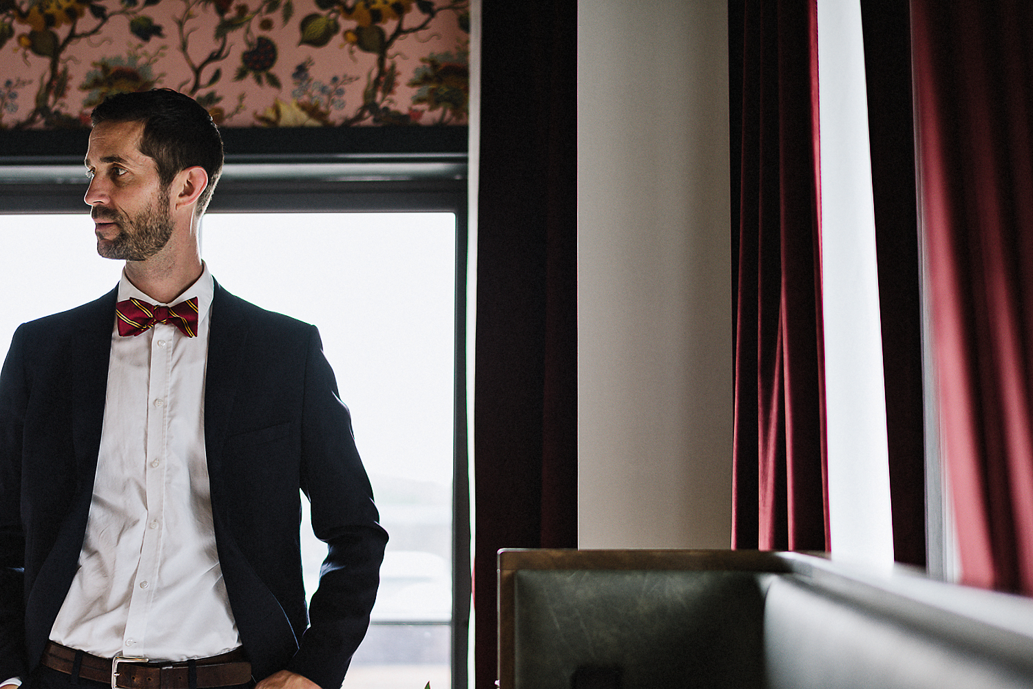 24-527-Best-Wedding-Photography-Toronto-Ontario-Canada-Photojournalistic-Genuine-Candid-Moment-Groom-Hotel-Room.jpg