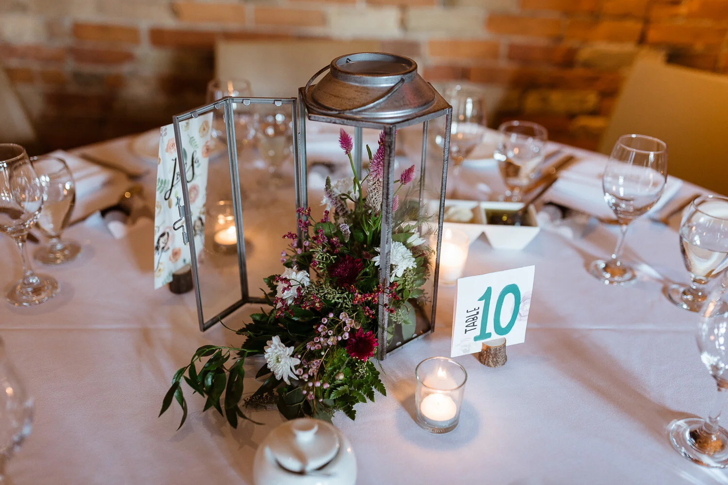 107-Gladstone-Hotel-Real-Wedding-Same-Sex-Couple-Toronto-Photographer-3B-Photography-165.JPG