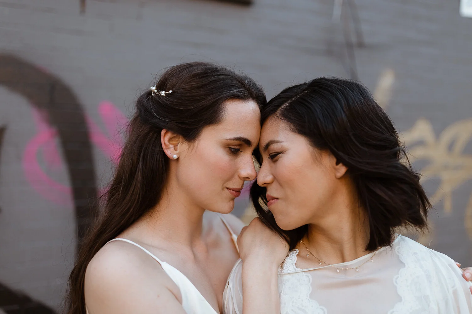 122-Gladstone-Hotel-Real-Wedding-Same-Sex-Couple-Toronto-Photographer-3B-Photography-186.JPG