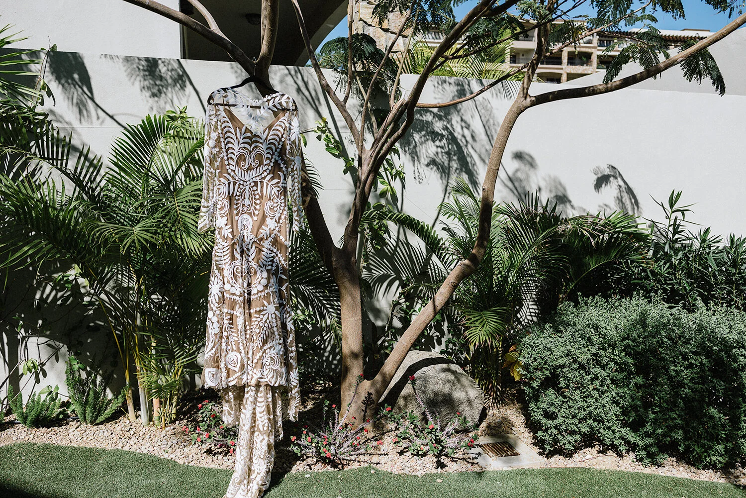 368-destination-wedding-cabo-san-lucas-ventanas-private-residence-alternative-toronto-wedding-photographer-bride-getting-ready-tattooed-bride-hipster-wedding-dress-rue-de-seine-loversland-lace-dress.JPG