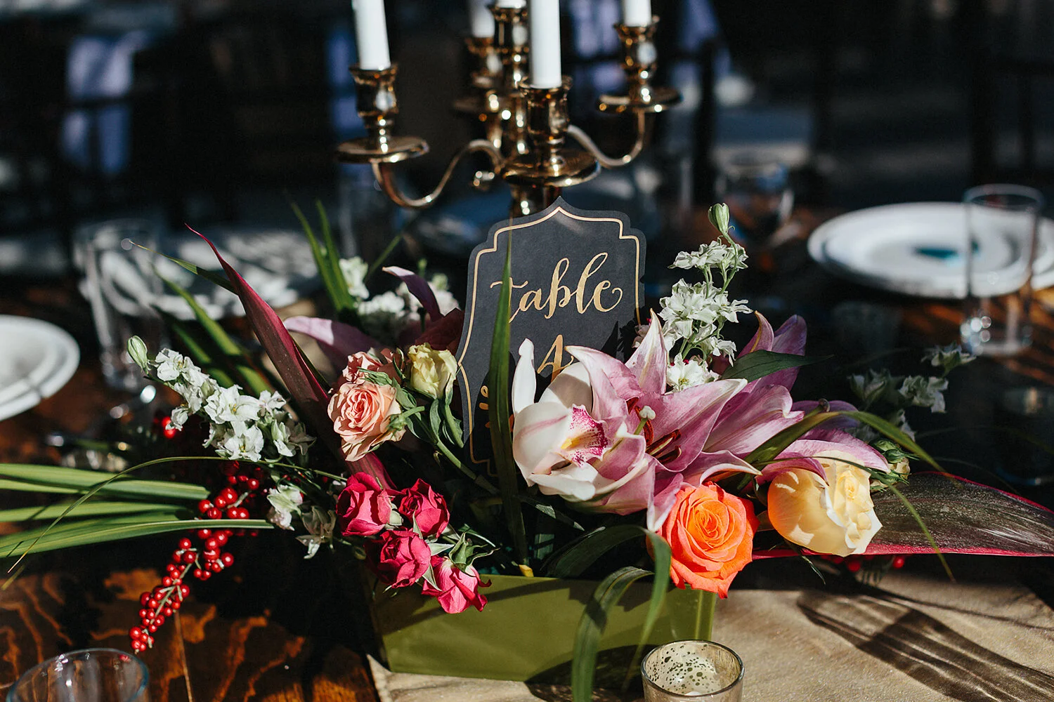 440-cabo-san-lucas-wedding-travelling-destination-wedding-photographer-toronto-wedding-photographers-3b-photography-hipster-trendy-documentary-style-mexico-wedding-reception-tablescapes-inspiration-details-and-florals.JPG