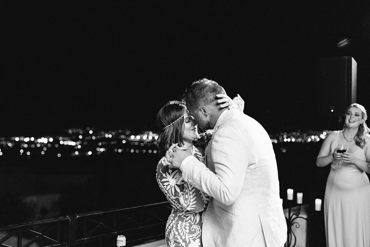 457-cabo-san-lucas-junebug-weddings-green-wedding-shoes-toronto-wedding-photographer-3b-photography-ventanas-private-club-mexico-reception-night-bride-and-groom-first-dance-real-moments-bw.JPG
