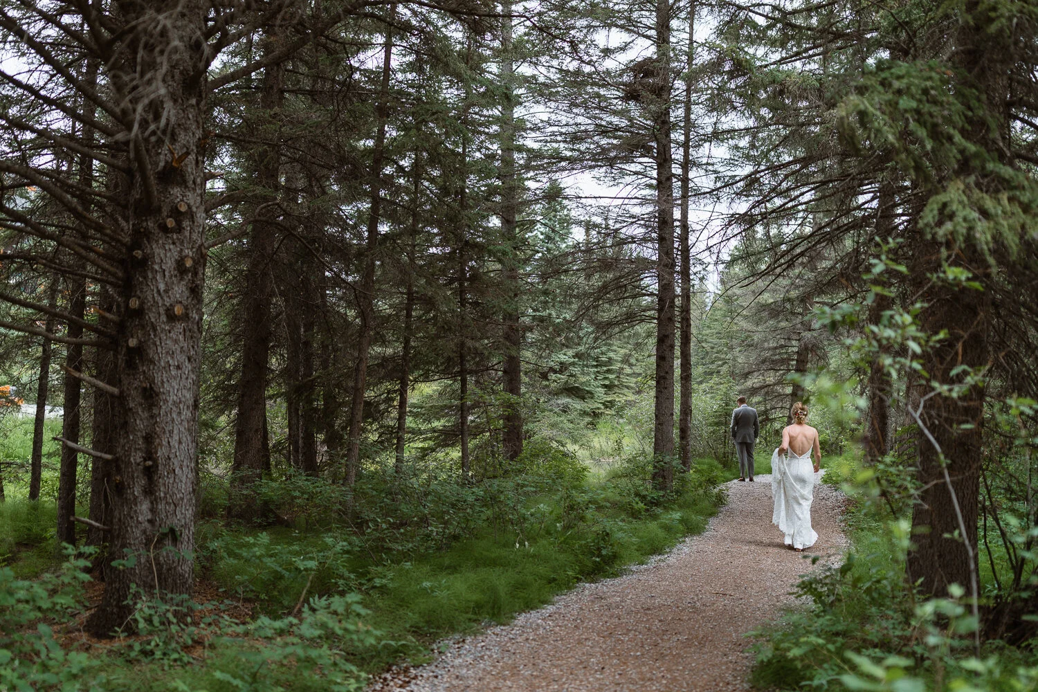 28-Canmore-Alberta-Real-Wedding-Best-Wedding-Photographers-31.JPG
