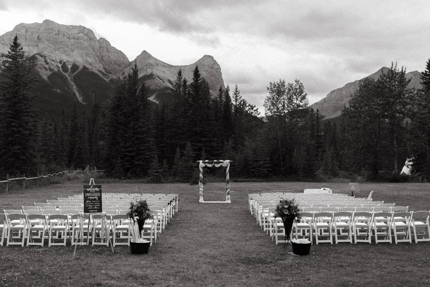 50-Canmore-Alberta-Real-Wedding-Best-Wedding-Photographers-62.JPG