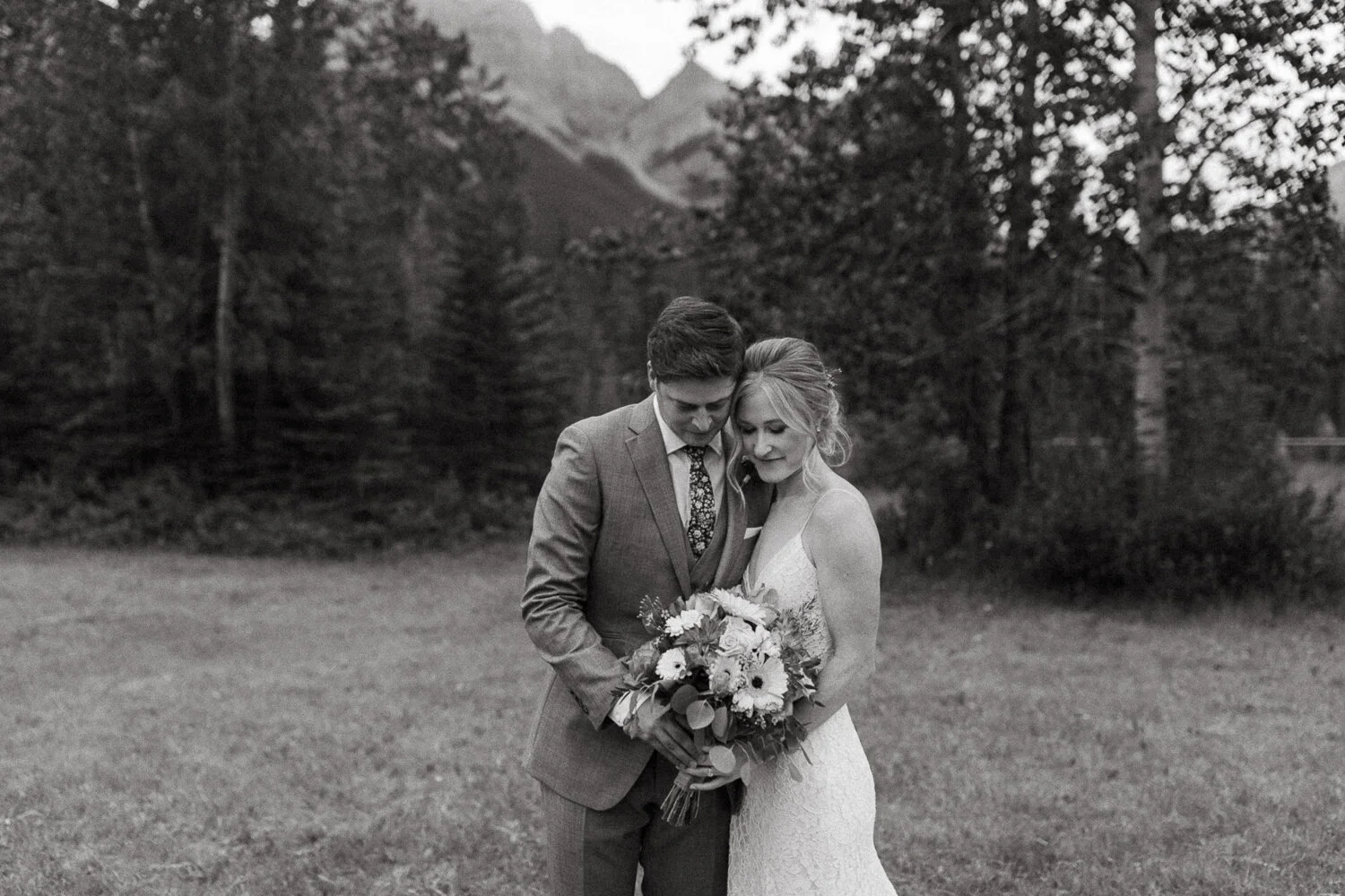 78-Canmore-Alberta-Real-Wedding-Best-Wedding-Photographers-114.JPG