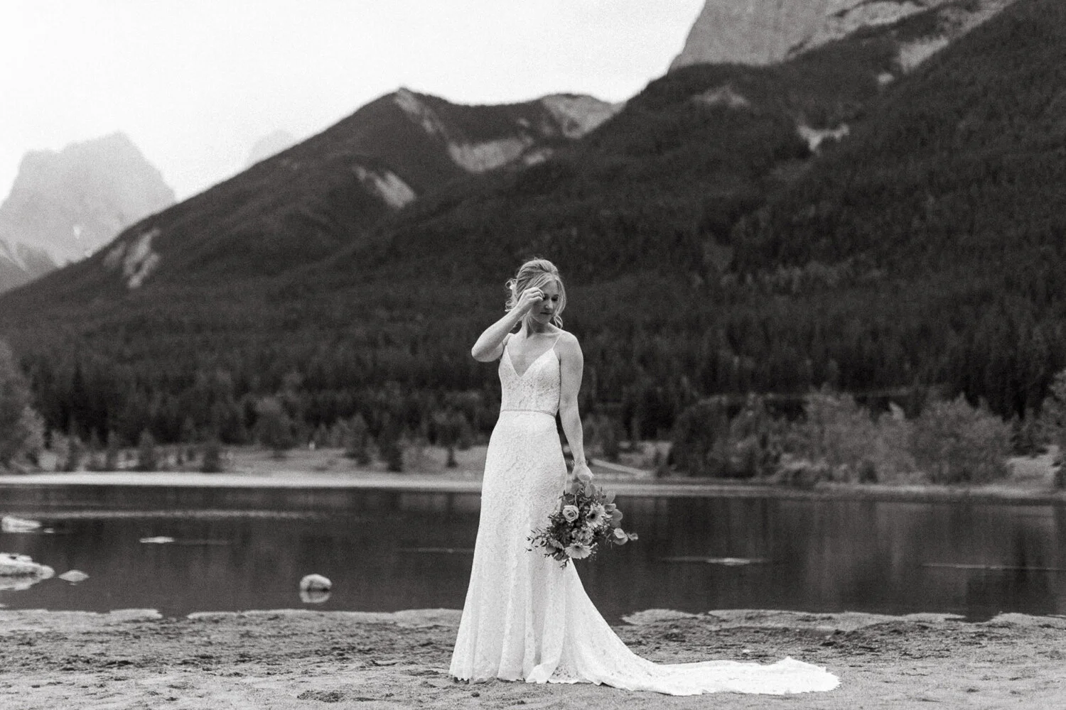 94-Canmore-Alberta-Real-Wedding-Best-Wedding-Photographers-142.JPG