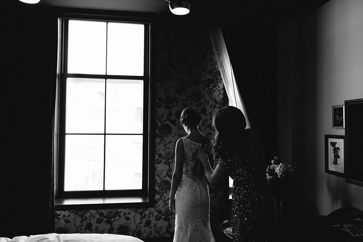 8-broadview-hotel-real-wedding-in-downtown-toronto-best-venues-broadview-hotel-wedding-photos-analog-wedding-photography-10.JPG