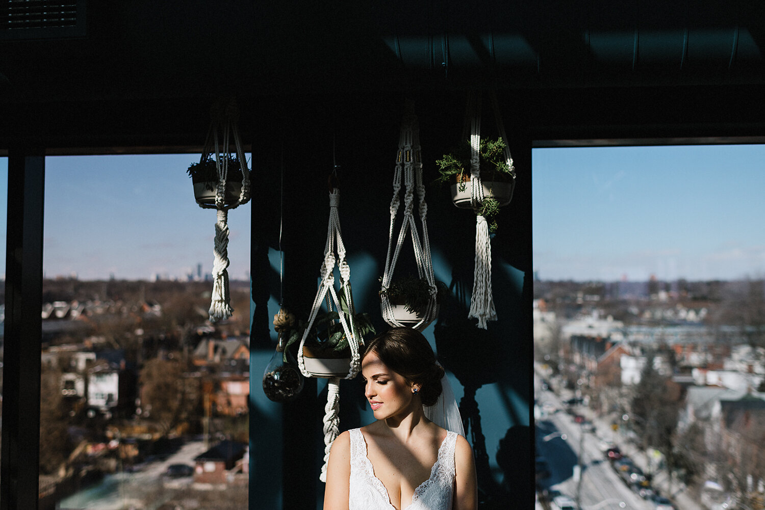 39-broadview-hotel-real-wedding-in-downtown-toronto-best-venues-broadview-hotel-wedding-photos-analog-wedding-photography-36.JPG