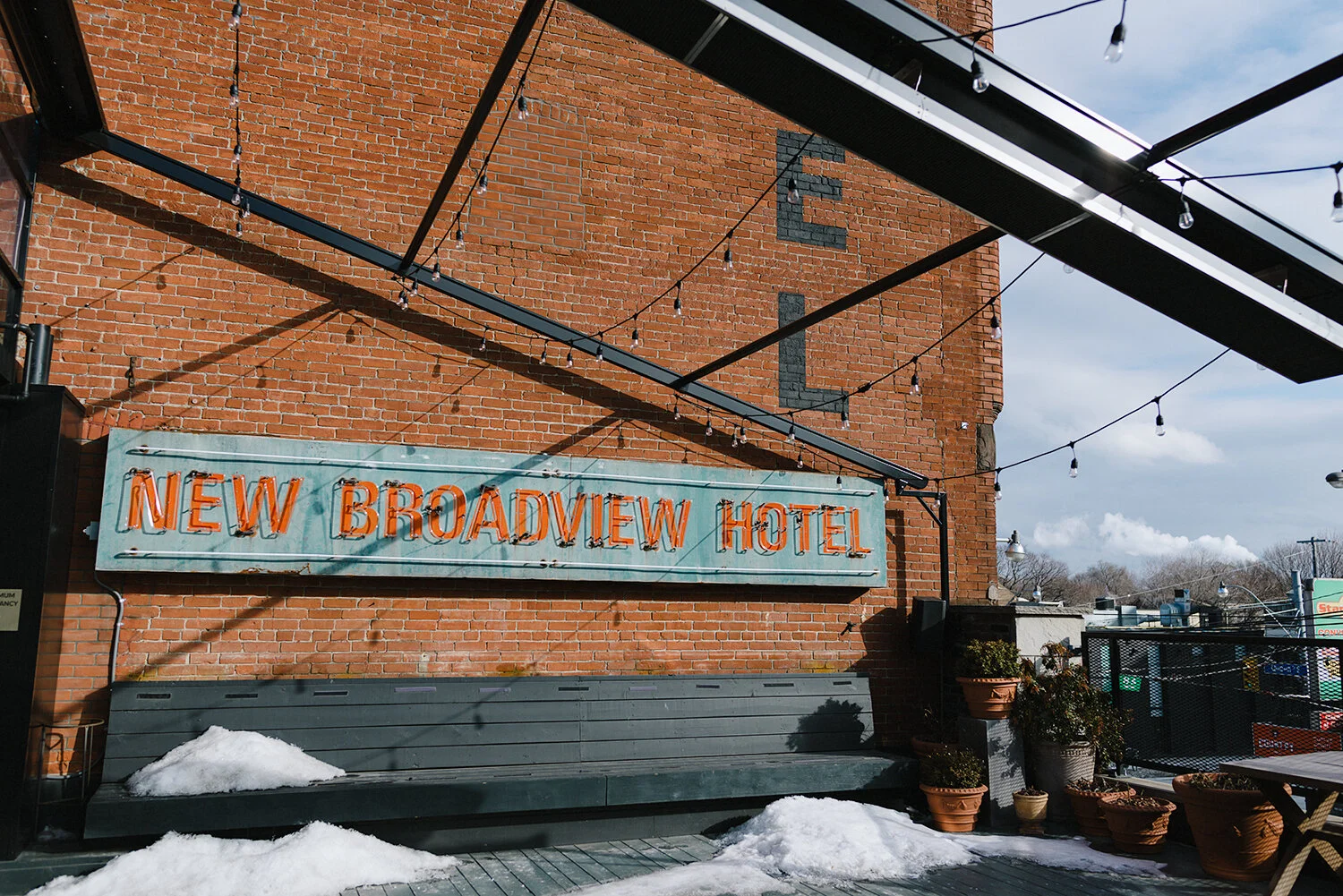 40-broadview-hotel-wedding-photos-in-downtown-toronto-best-venues-analog-wedding-photography-boutique-hotel-15.JPG