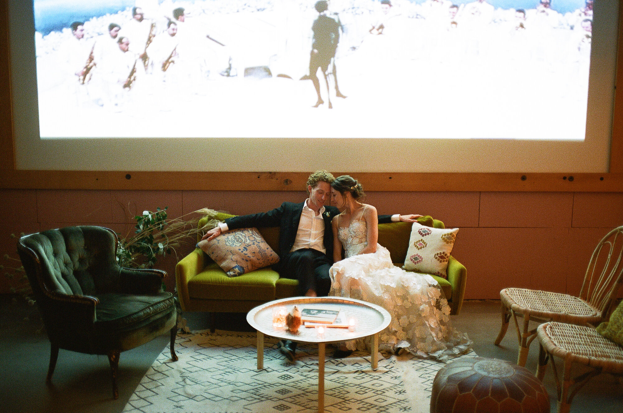 26-los-angeles-california-wedding-grass-room-dtla-venue-wedding-photography.JPG
