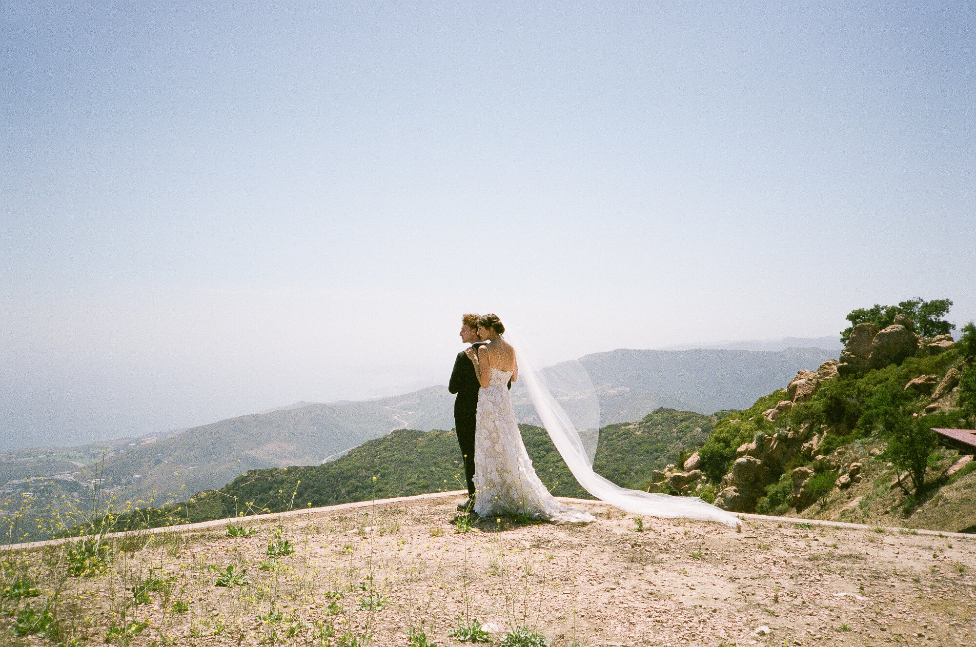 70-los-angeles-california-wedding-grass-room-dtla-venue-wedding-photography.JPG