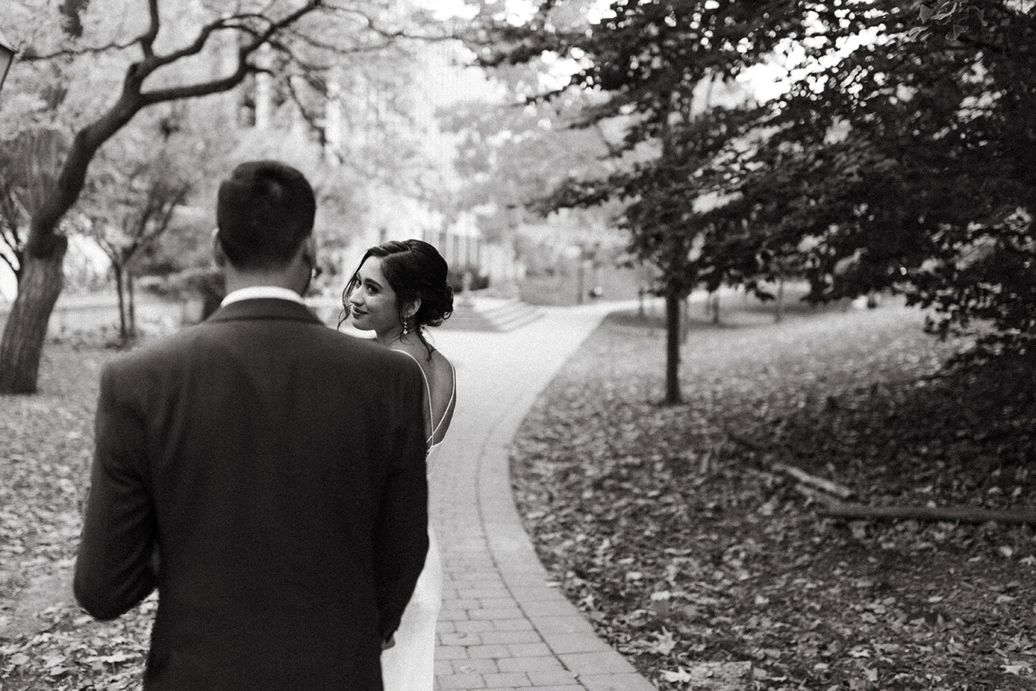 Small-Intimate-Elopement-Downtown-Toronto-U-of-T-Vows-where-to-elope-in-toronto-3.JPG