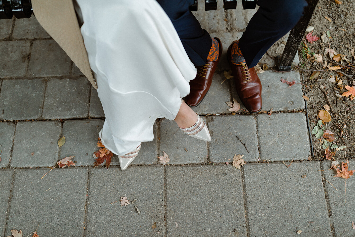 Small-Intimate-Elopement-Downtown-Toronto-U-of-T-Vows-where-to-elope-in-toronto-17.JPG