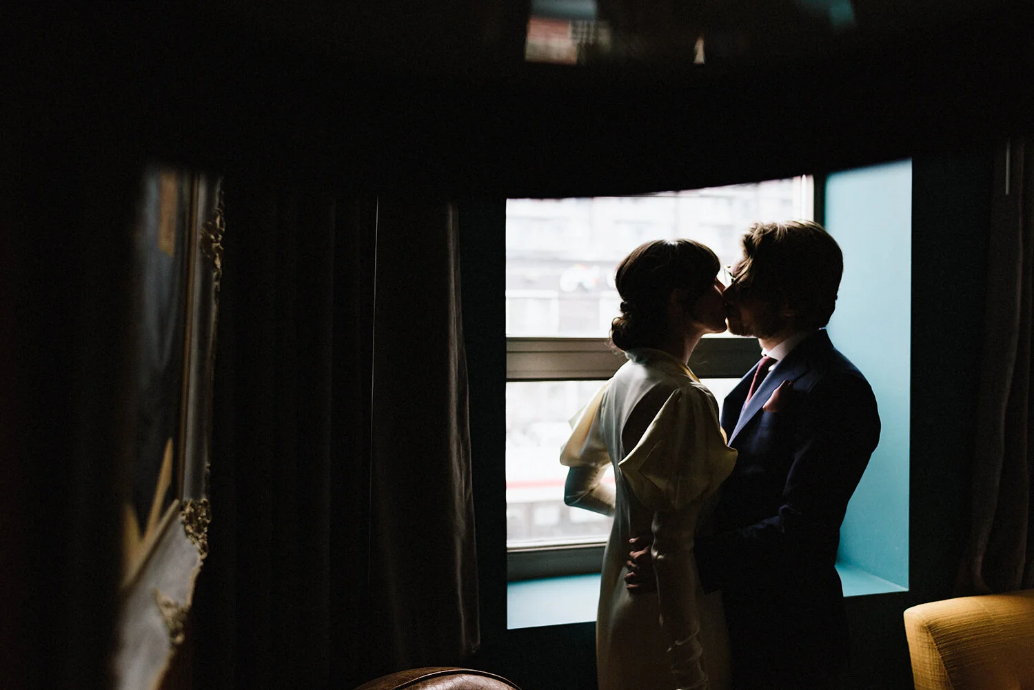 drake-hotel-elopement-toronto-downtown-city-photographer-small-venue-vintage-bar-restaurant-49.JPG