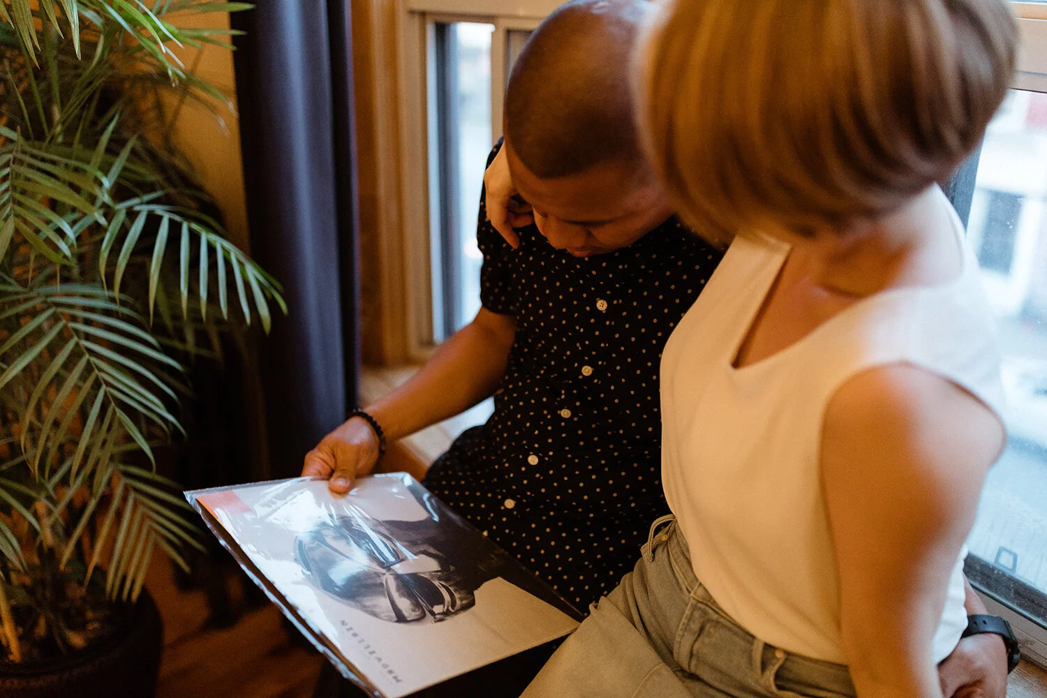 in-home-engagement-session-inspiration-toronto-wedding-photographer-candid-photojournalist-cool-trendy-19.JPG