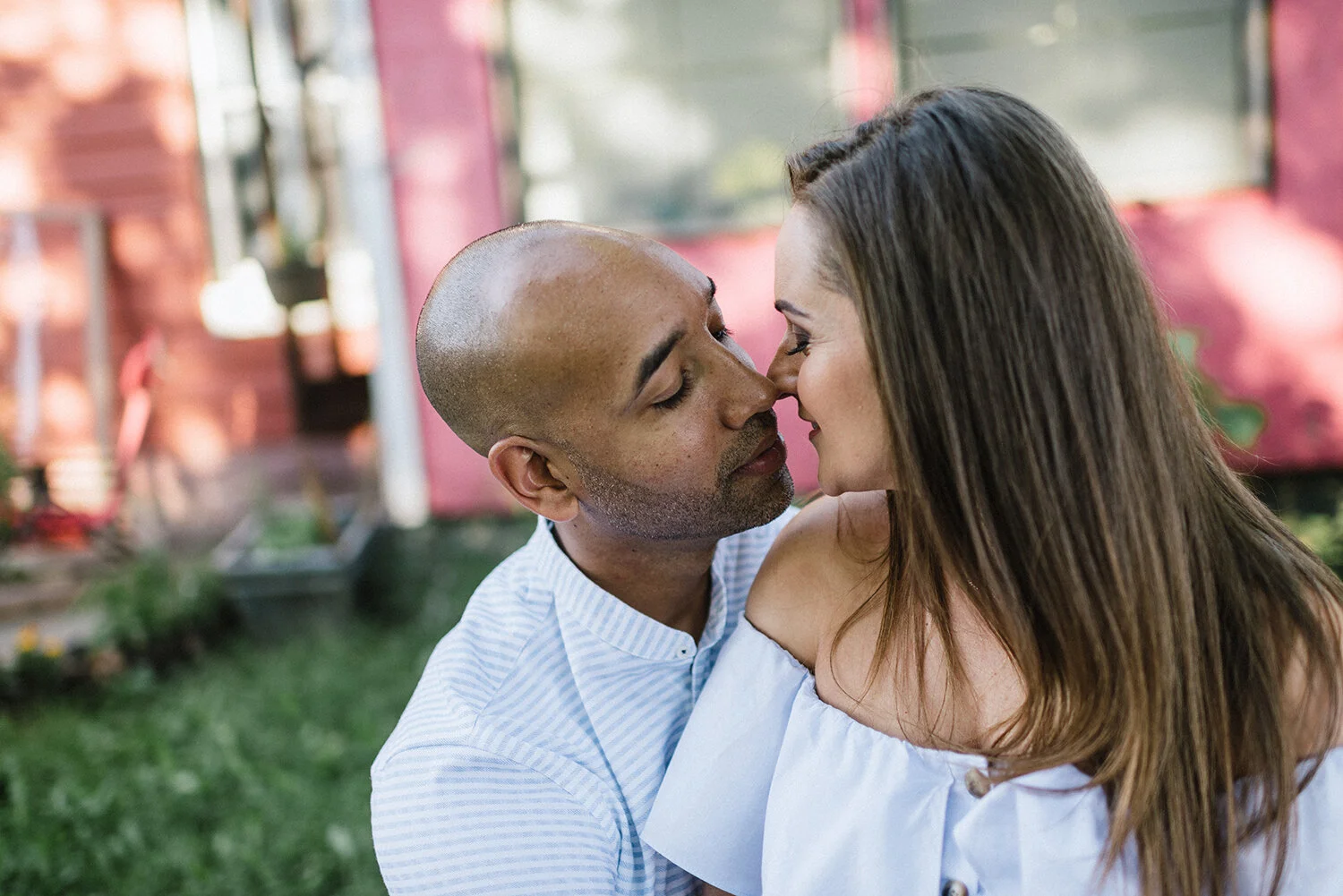 Downtown-Urban-Engagement-Session-Toronto-Junction-West-End-Inspiration-Location-Ideas-Photography-9.jpg