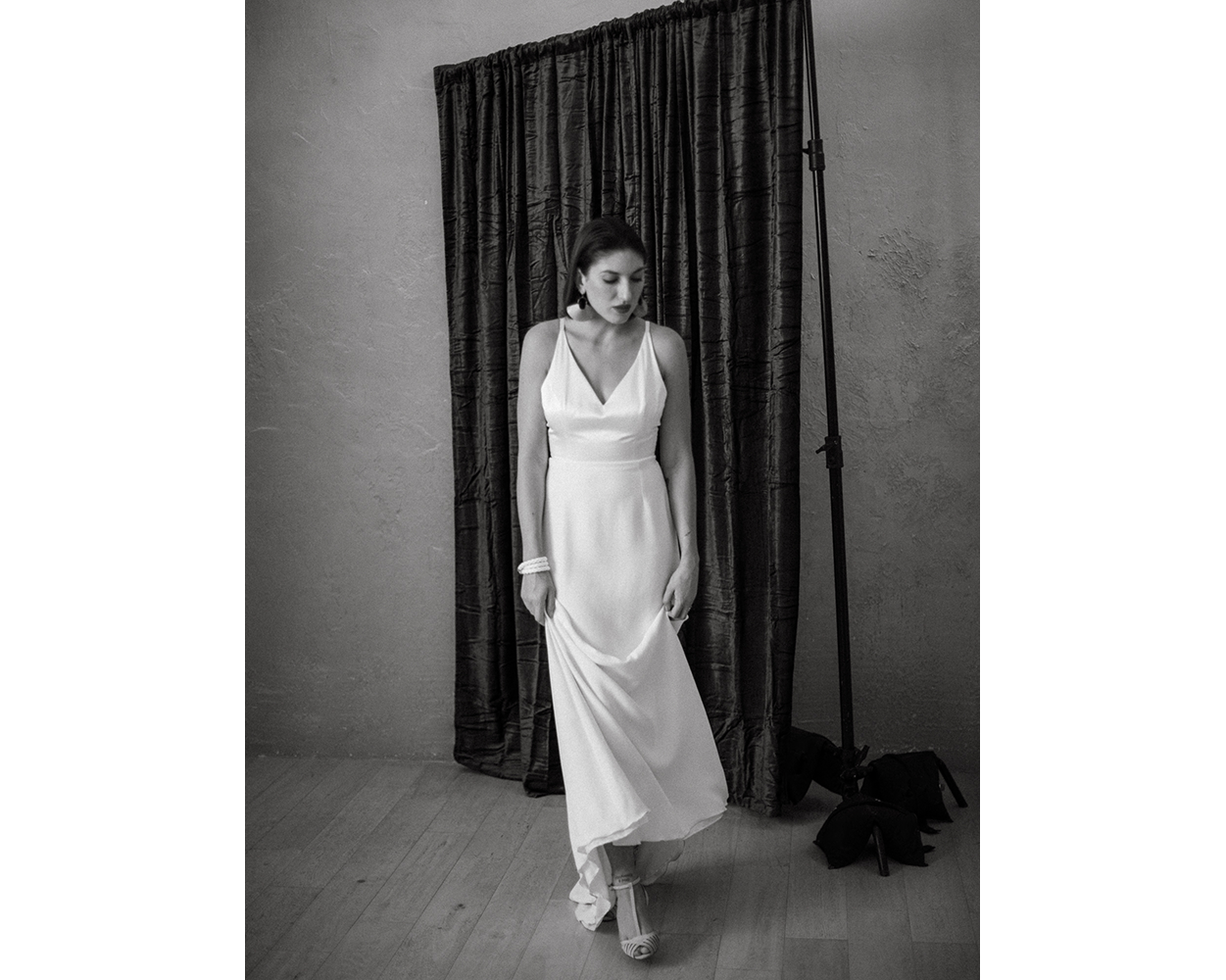 Bridal-Collection-2021-Campaign-Lookbook-Fashion-Trending-Aurelia-Hoang-Eclipse-36.PNG