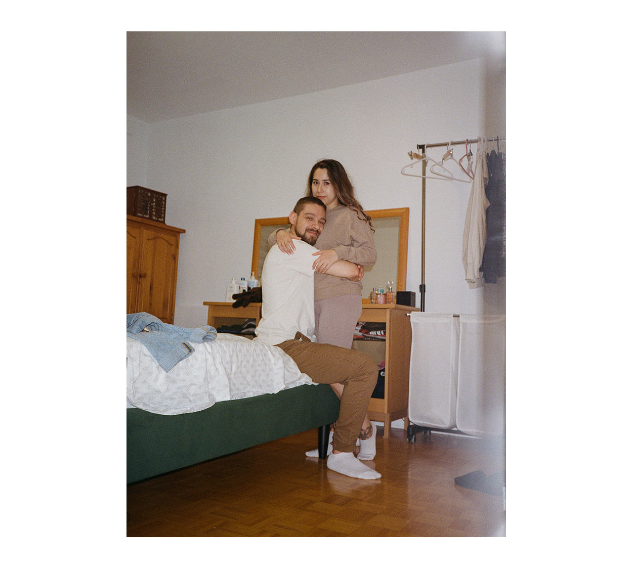 Vintage-Cool-Hipster-Alternative-in-home-couples-engagement-photos-music-vinyl-in-toronto-36.PNG