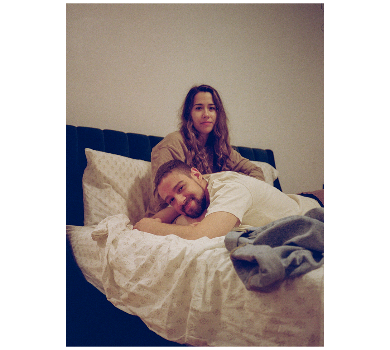 Vintage-Cool-Hipster-Alternative-in-home-couples-engagement-photos-music-vinyl-in-toronto-37.PNG