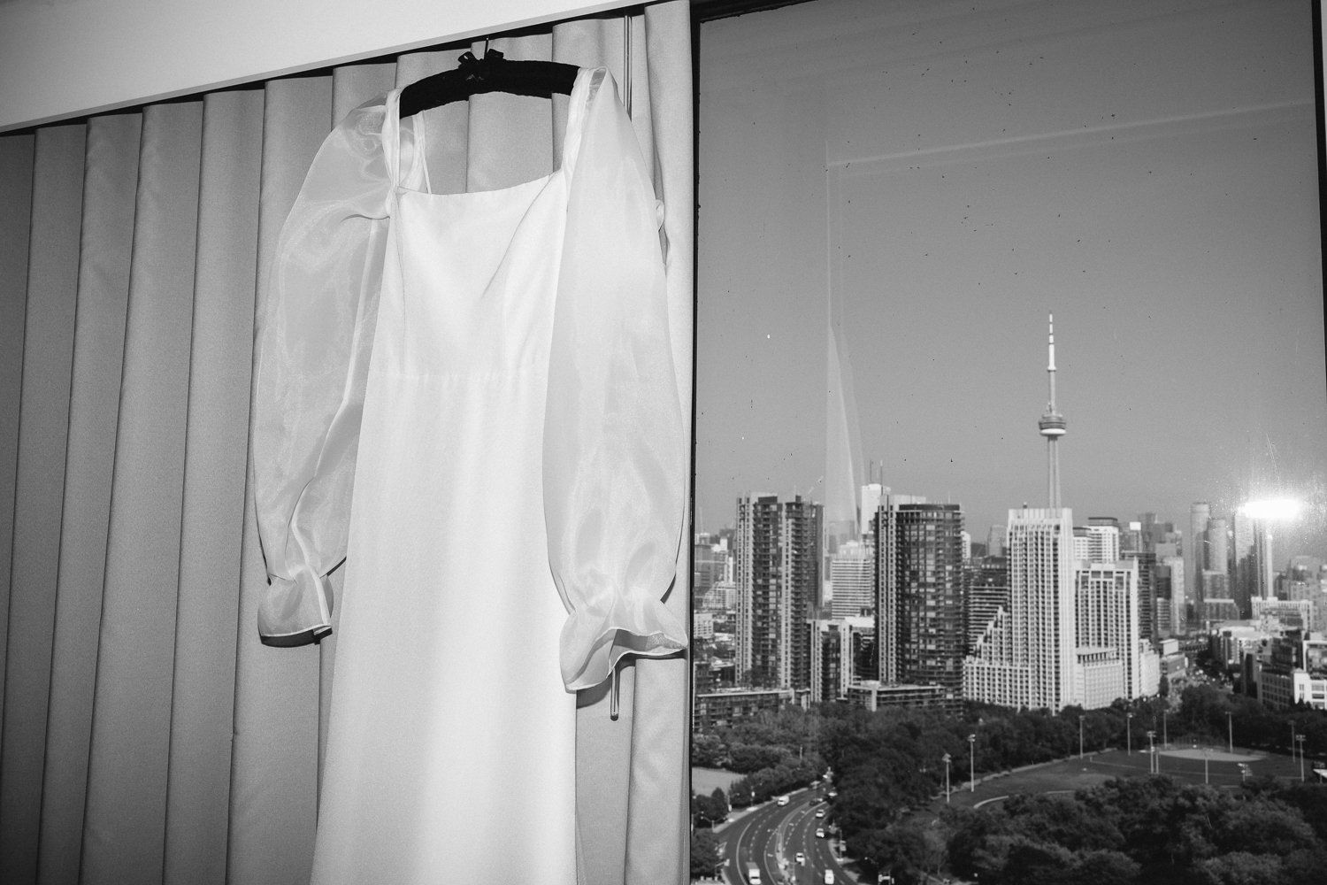 Hotel-X-Toronto-Wedding-Photos-Anti-Bride-UnWedding-Feauture-9.JPG