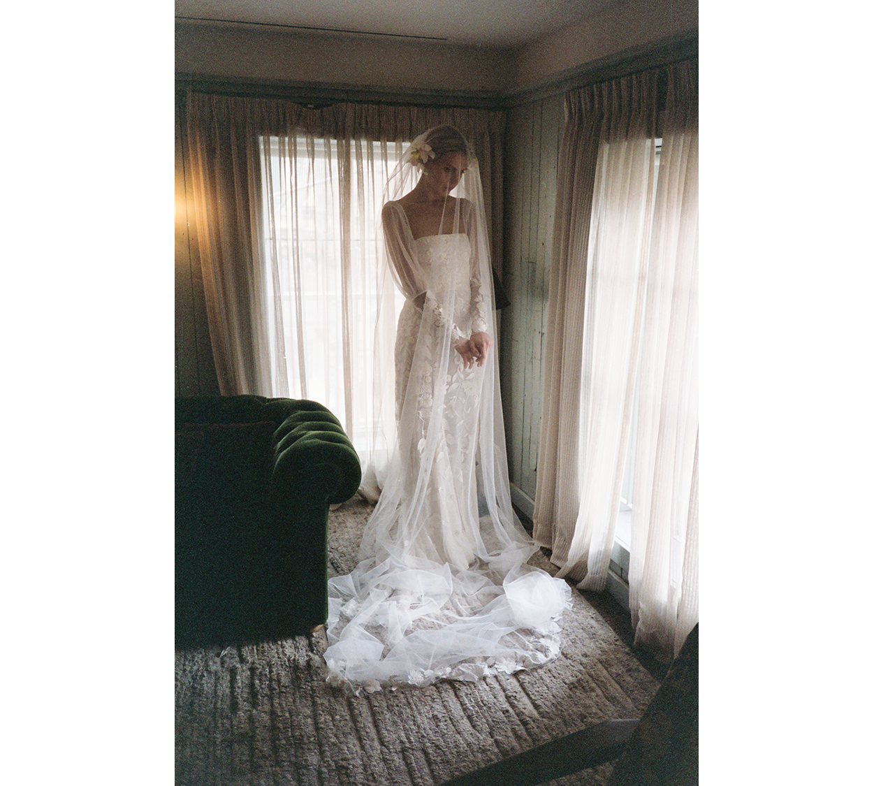 Soho-House-New-York-London-Toronto-Film-Photographer-Wedding-Venues-Unique-Anti-Bride-Canada-88.PNG