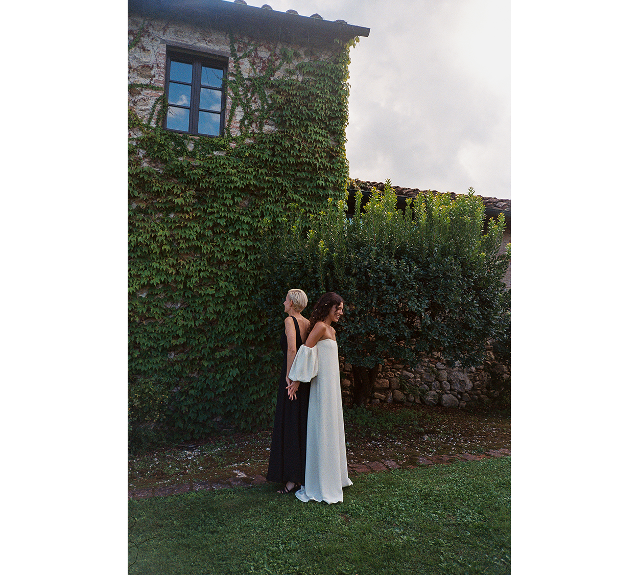 Tuscany-Wedding Photography-Sienna-Italy-Villa Il Noceto_Venue-Luxury-Film-Wedding-Photographers-29.PNG