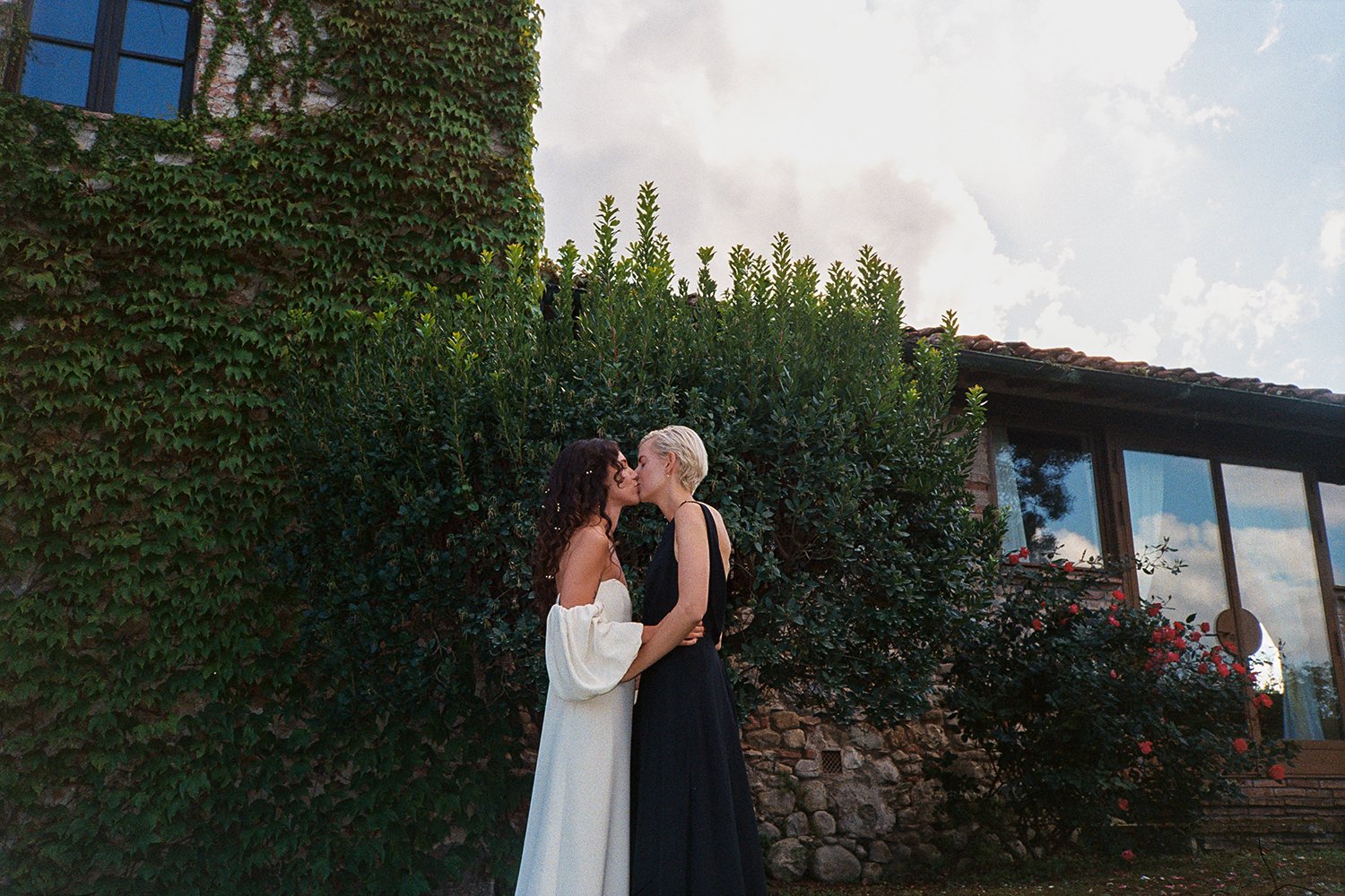 Tuscany-Wedding Photography-Sienna-Italy-Villa Il Noceto_Venue-Luxury-Film-Wedding-Photographers-31.JPG