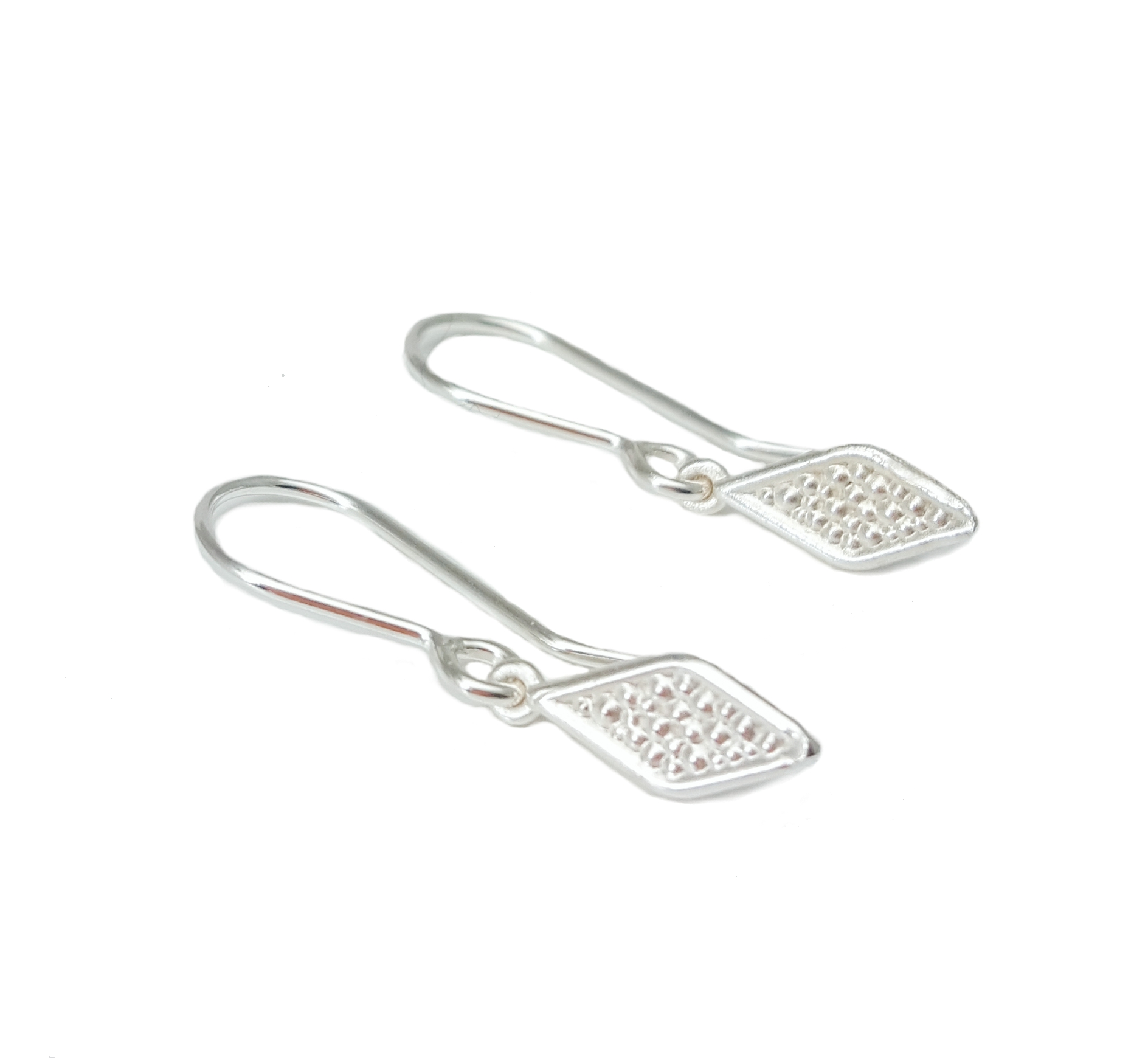 Vera small diamond drops - cutout.jpg