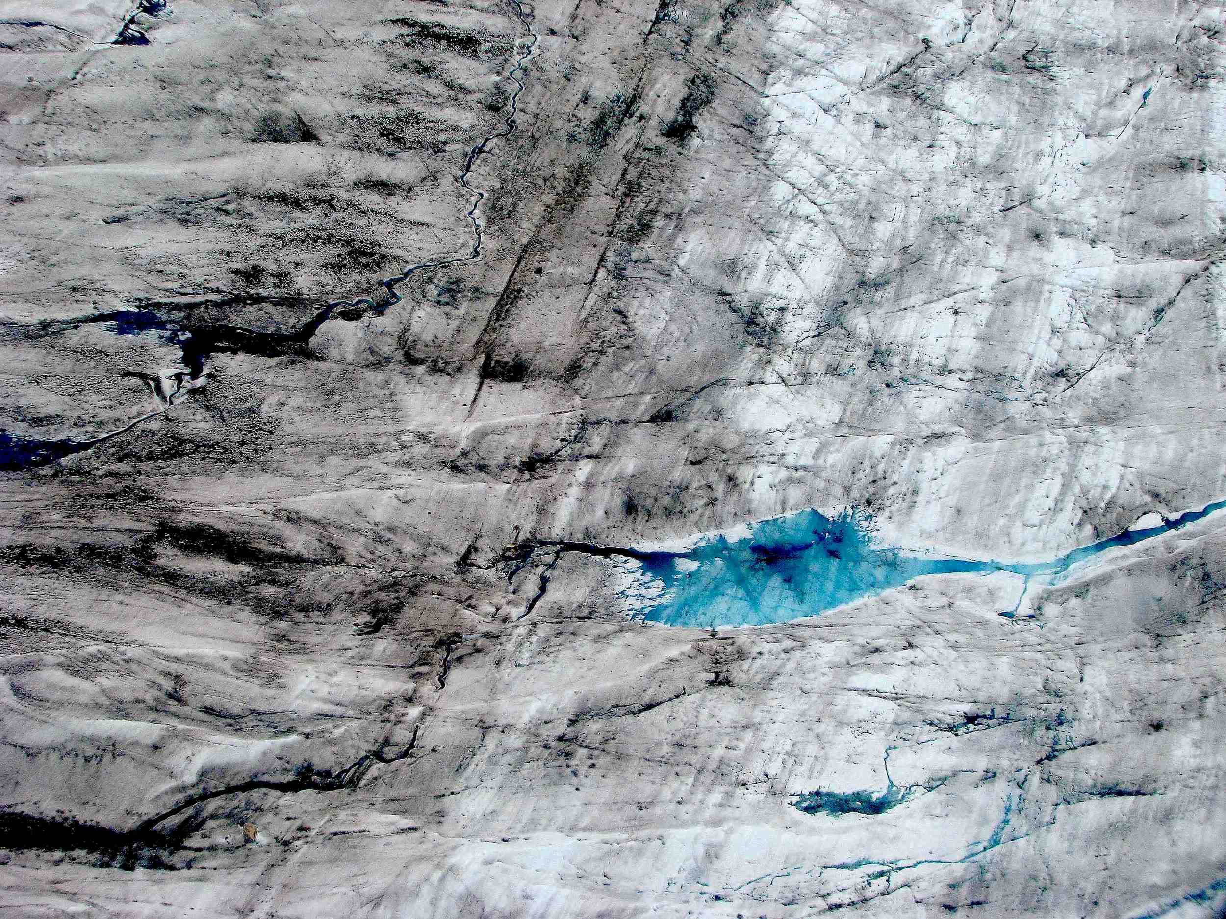 Patterson glacier, near Petersburg, Alaska, from the air. Photo: Laura Ivill