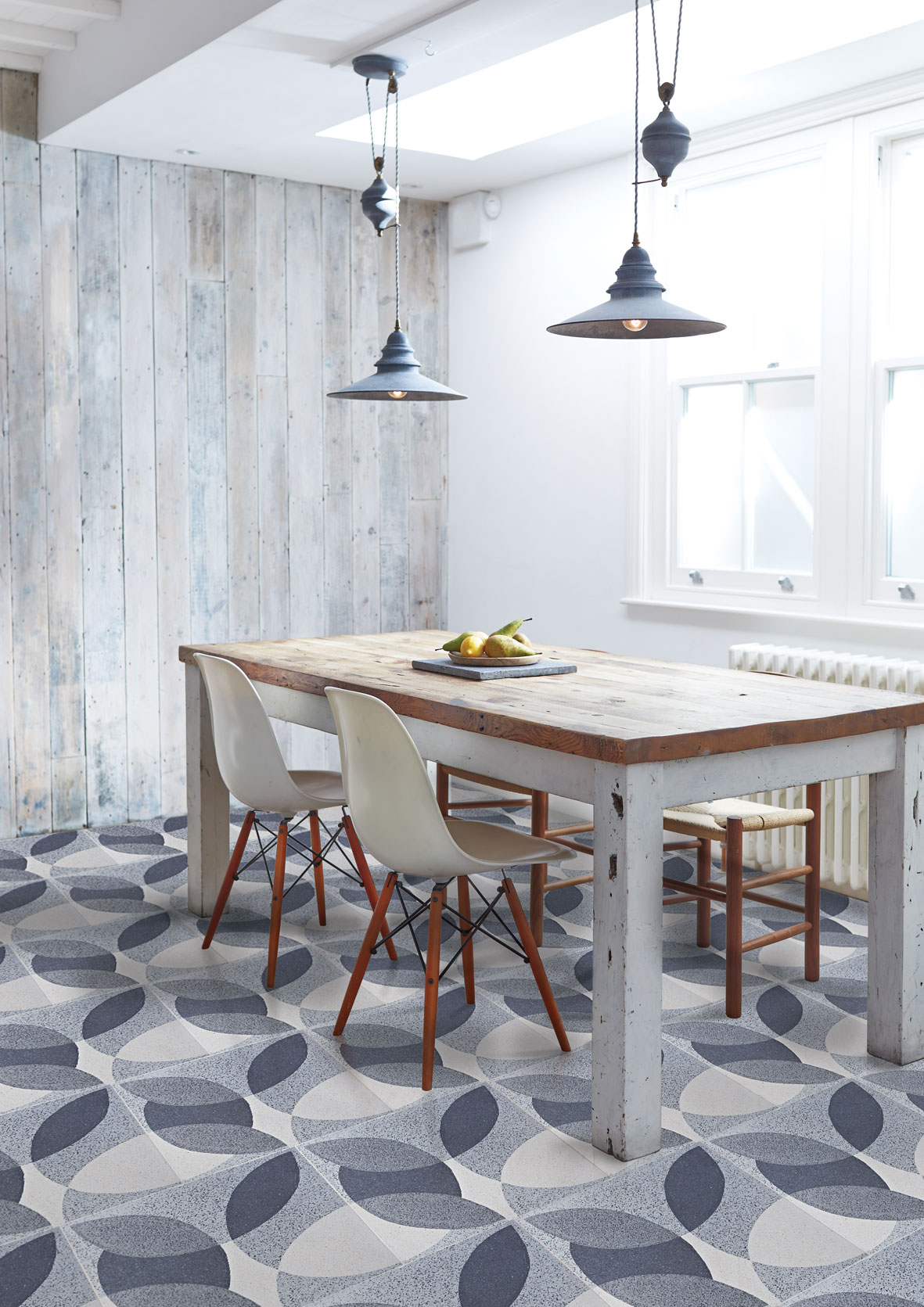 'Leaf' grey granito tiles 