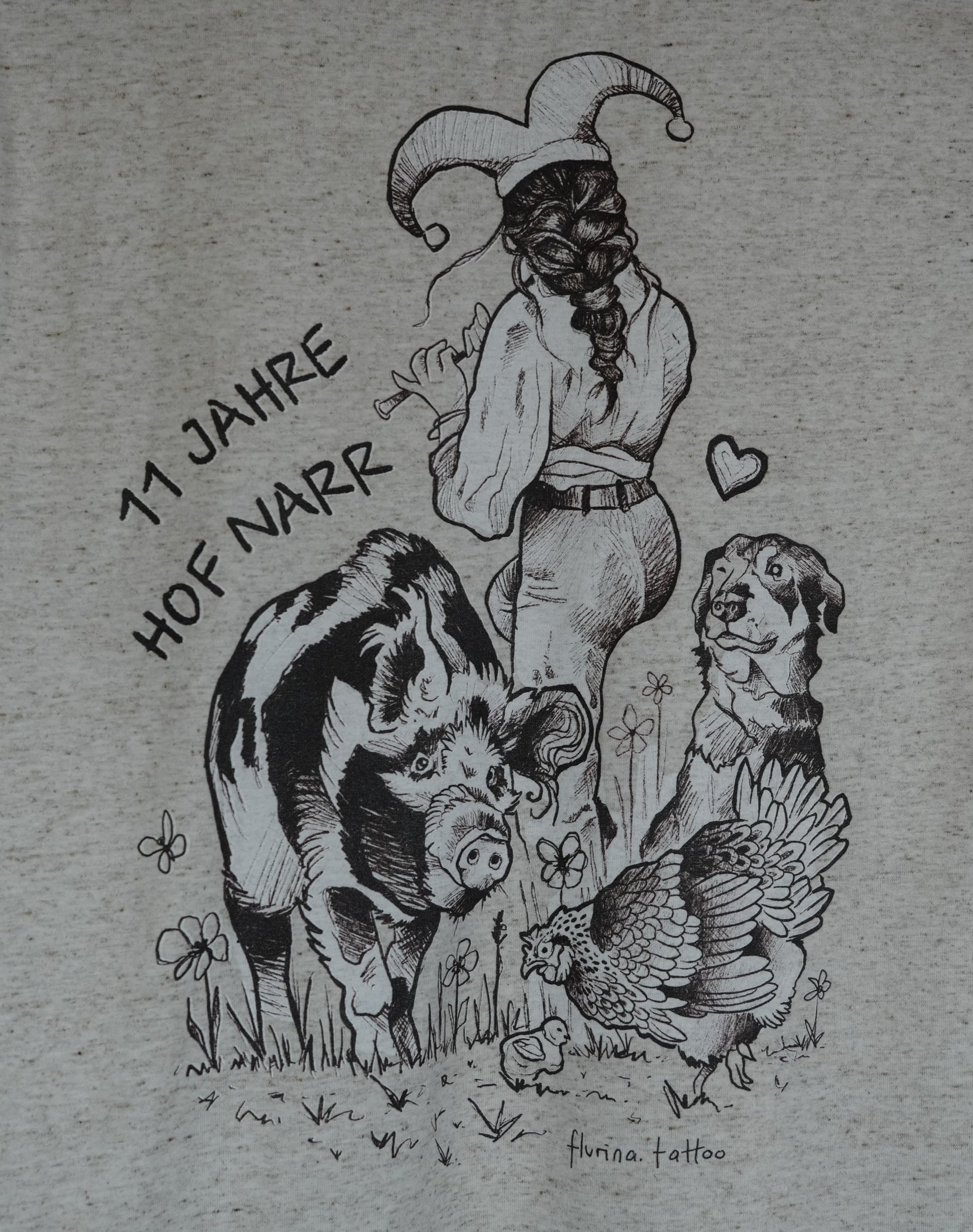 T-Shirt DETAIL Hinten 11 Jahre Hof Narr@0.5x.jpg