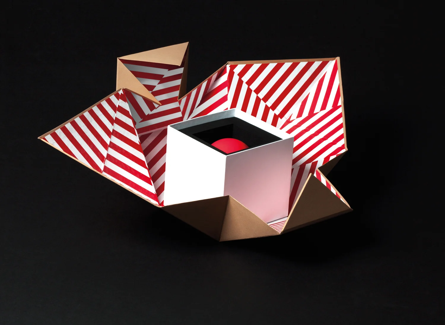 Hamleys_packaging_04.jpg