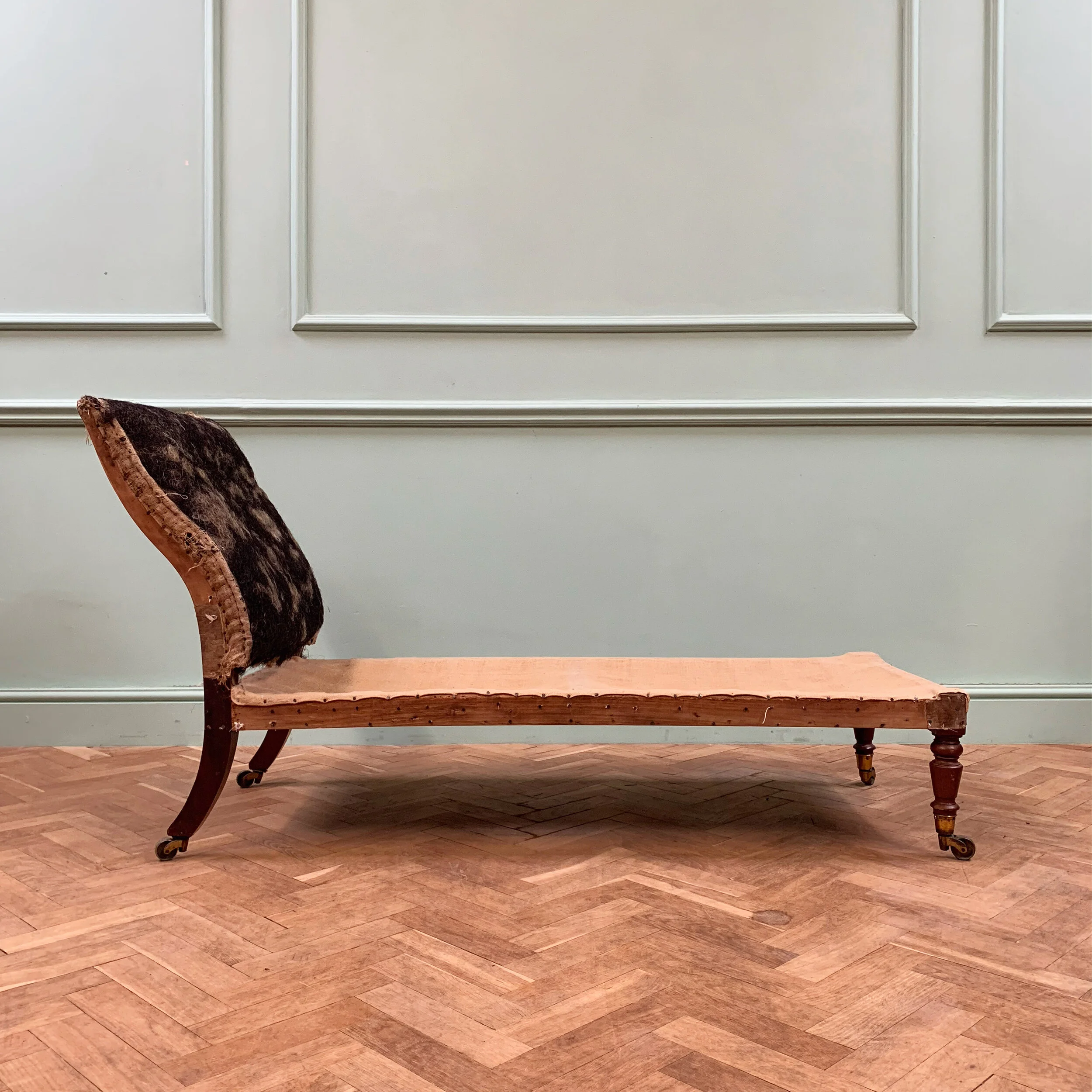 DFC2285E-EA15-436C-B4C4-9181AD0C02A3