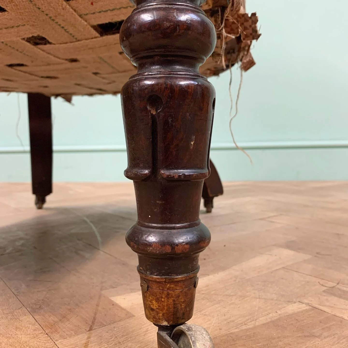 4361BCD5-FC3C-43BC-BD7D-25DEC4D6D9E5