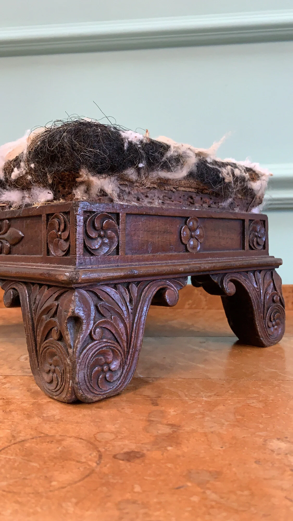 E4B54550-C5B9-434C-8054-081C9D41045F