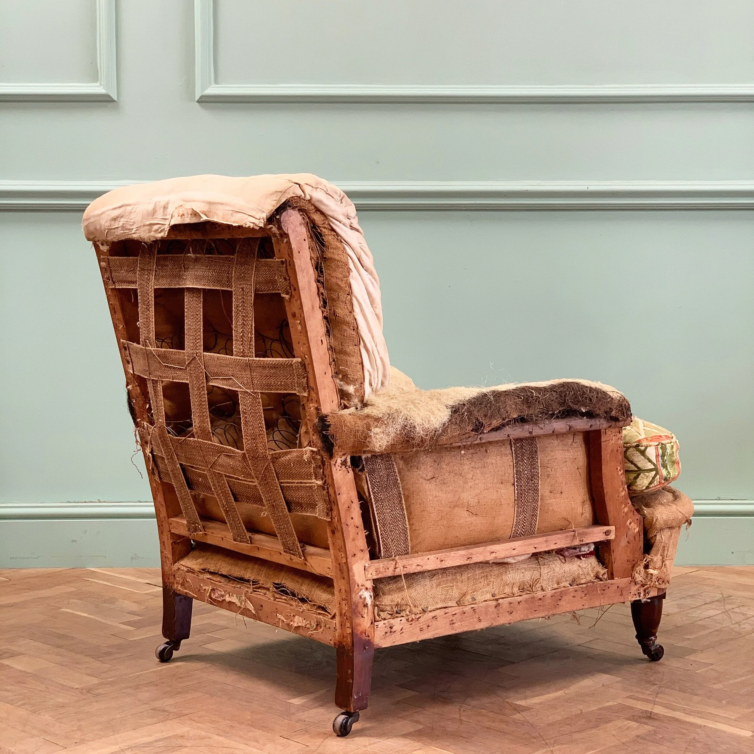 16A4FA82-59EF-4203-B09B-D37A15407D51