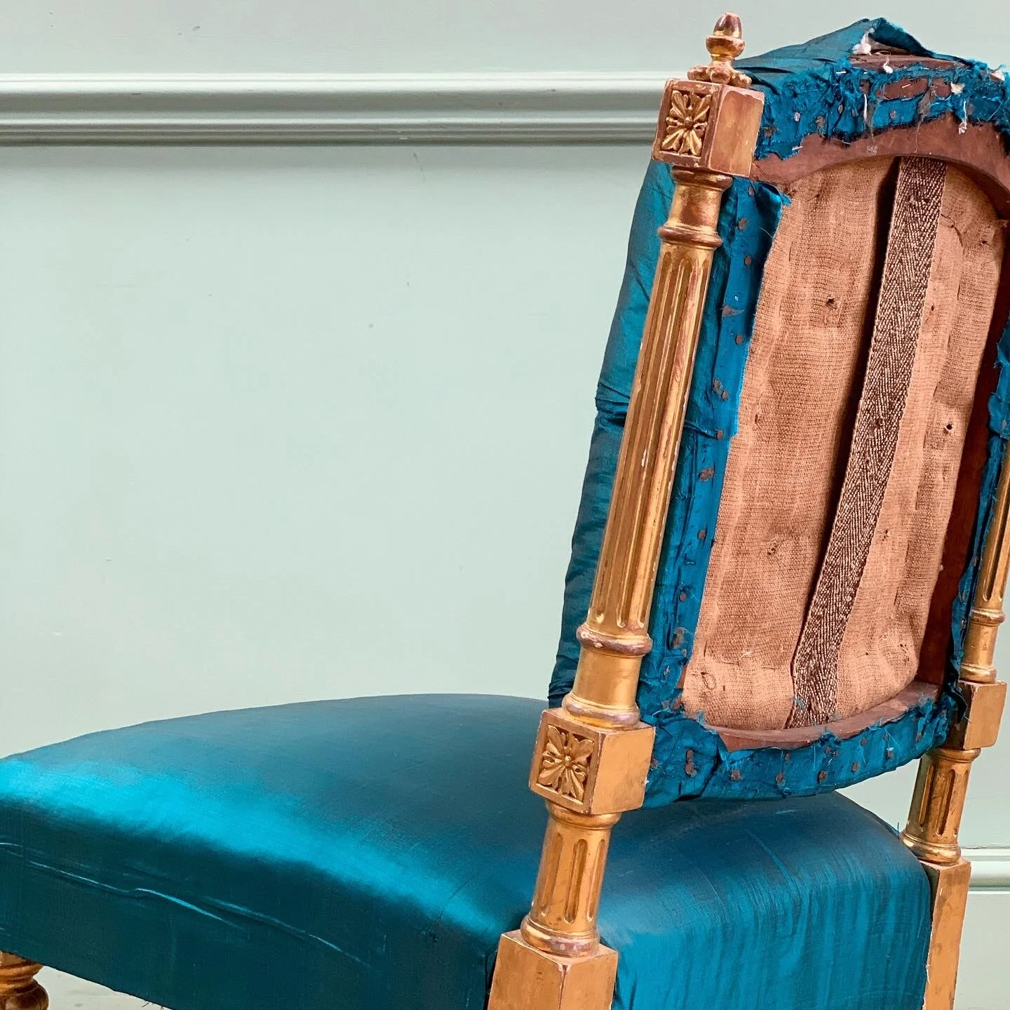 A7DC889E-6DEB-4039-B756-4A7845AB9833