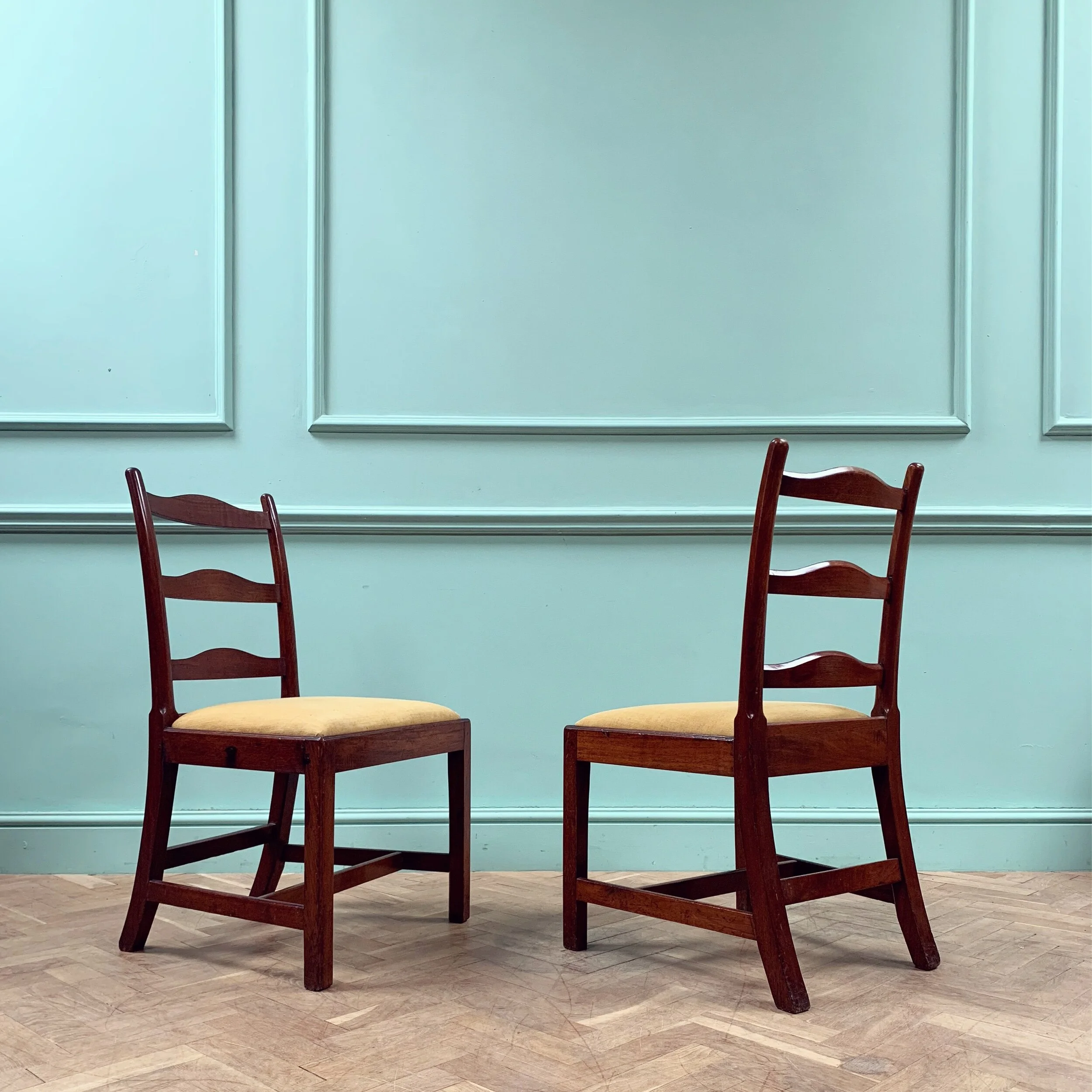 E593B9D4-66A0-46C1-AF59-D41F8E32D3FA