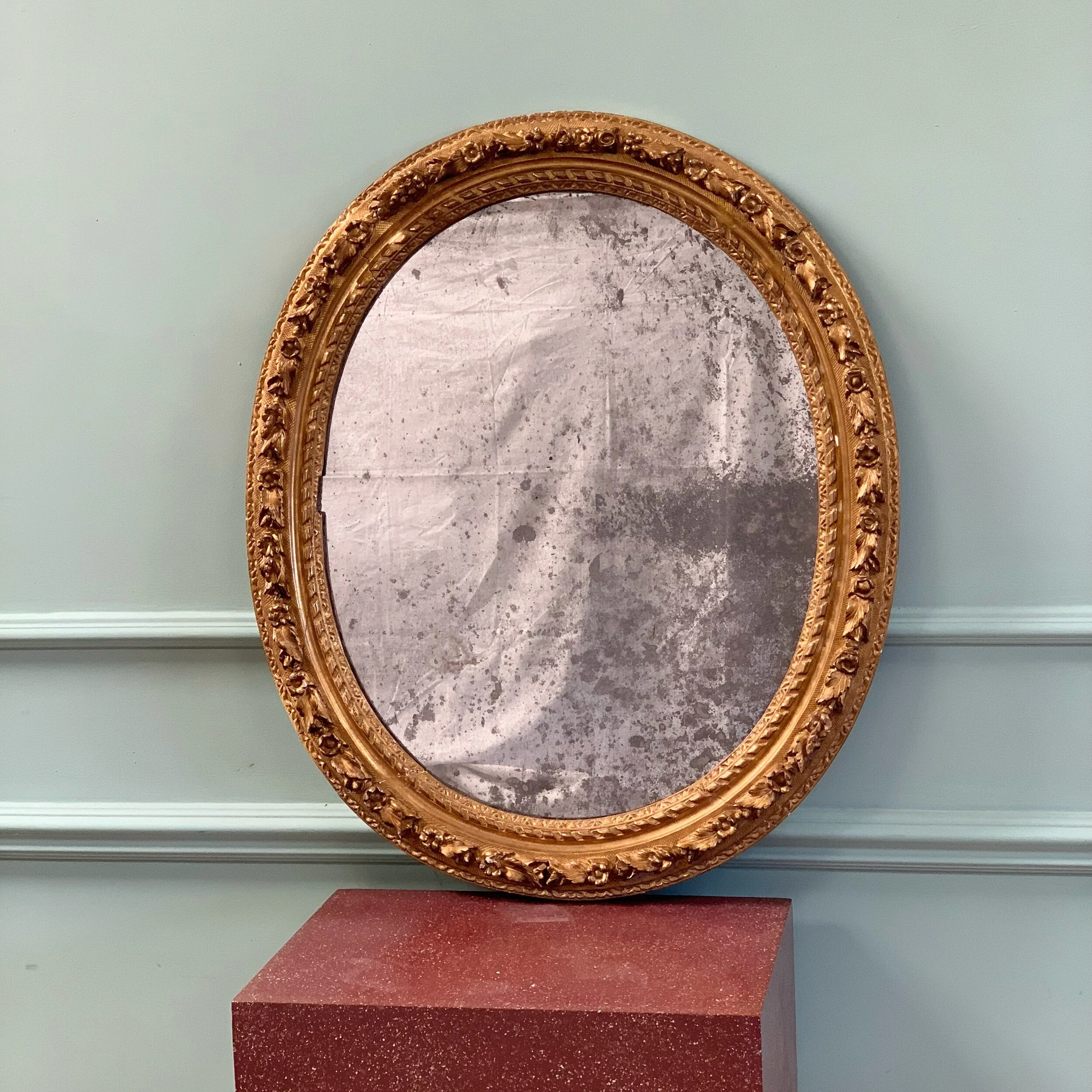 C700A128-BE37-4CD2-B58A-8AA1CBF64046