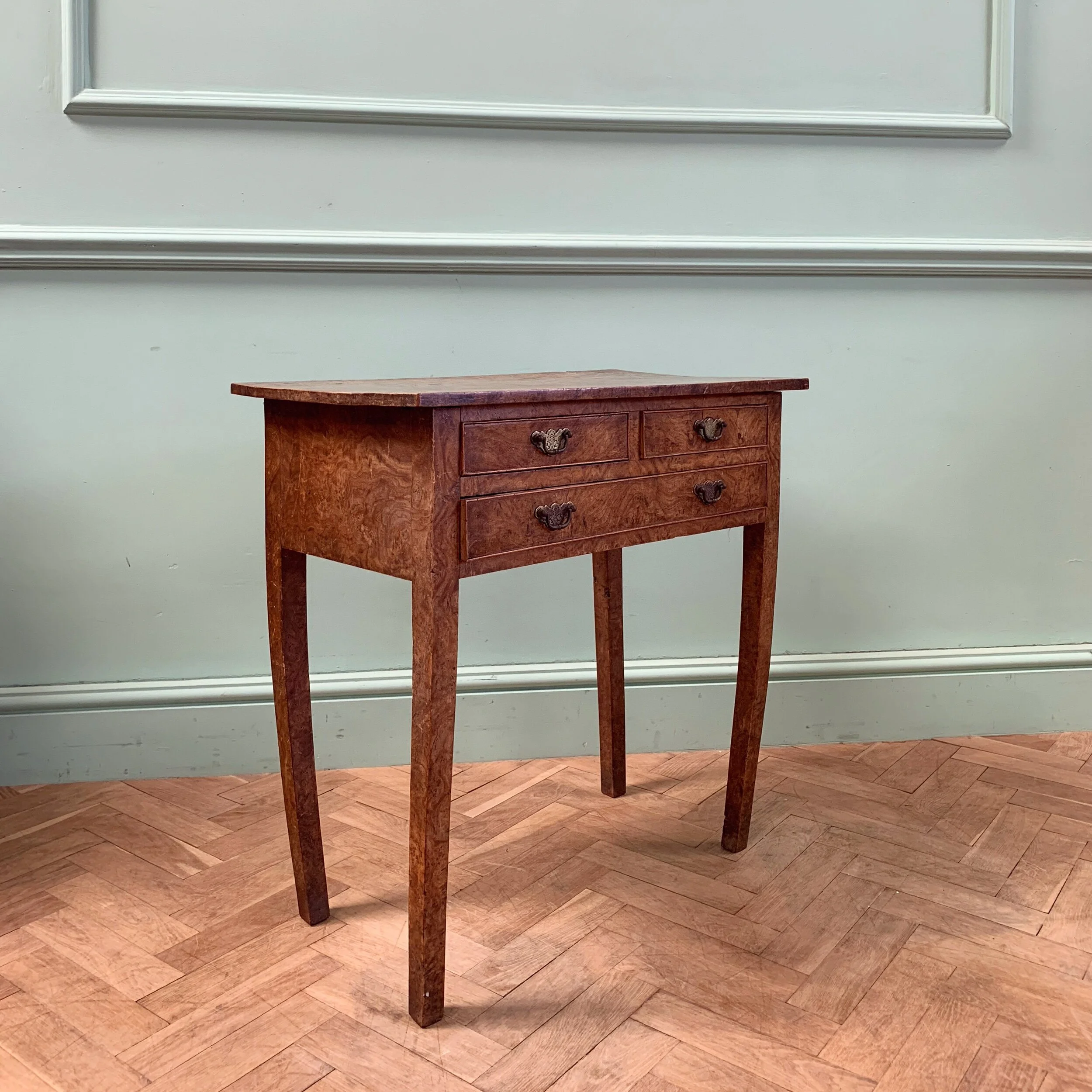 21422038-FF38-4EE5-BA00-F69D707EED28