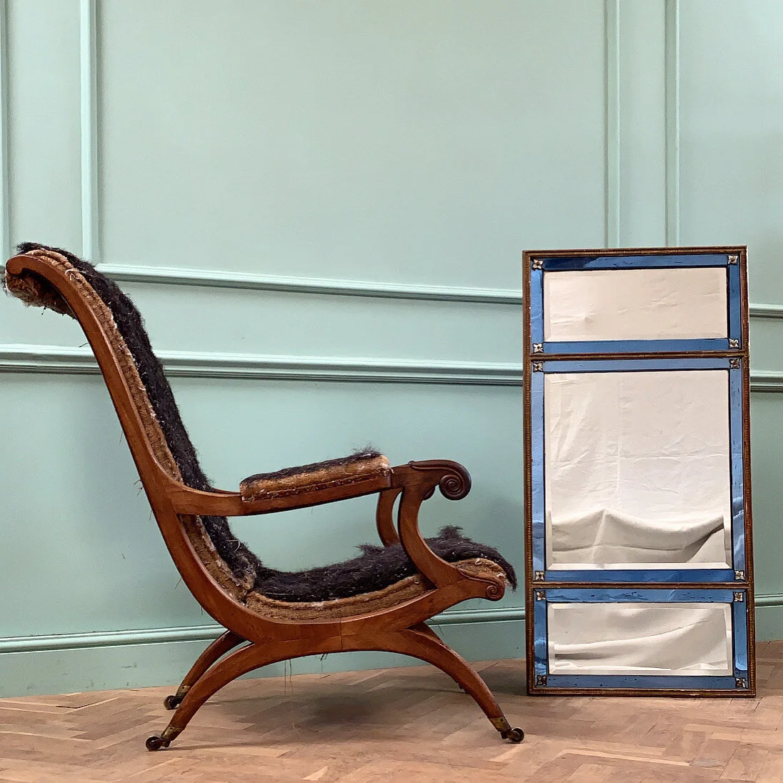 466889E0-971A-4165-9FFC-A1EF7159A77B