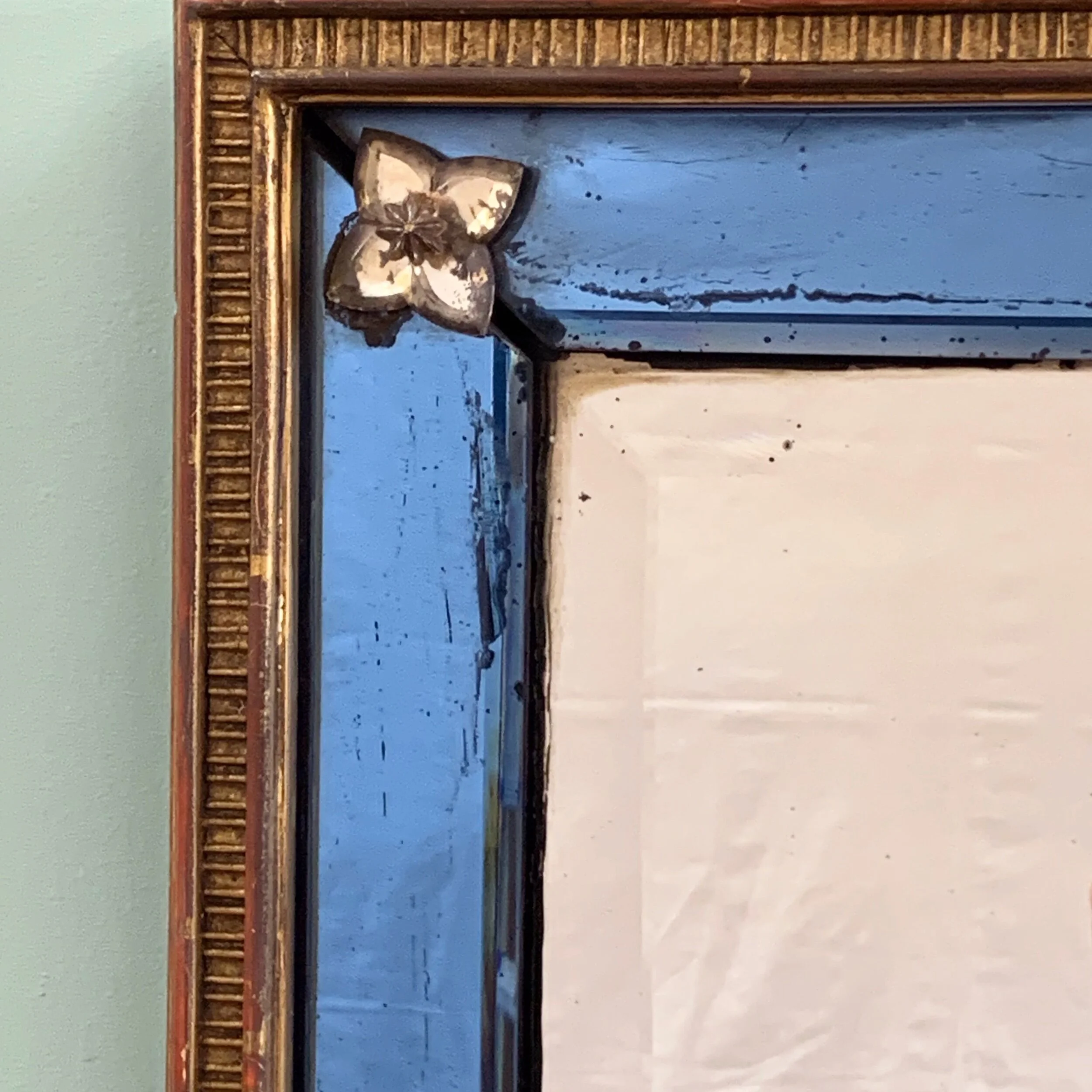 3B8F72B0-7727-437F-BB8C-0B818F886F59