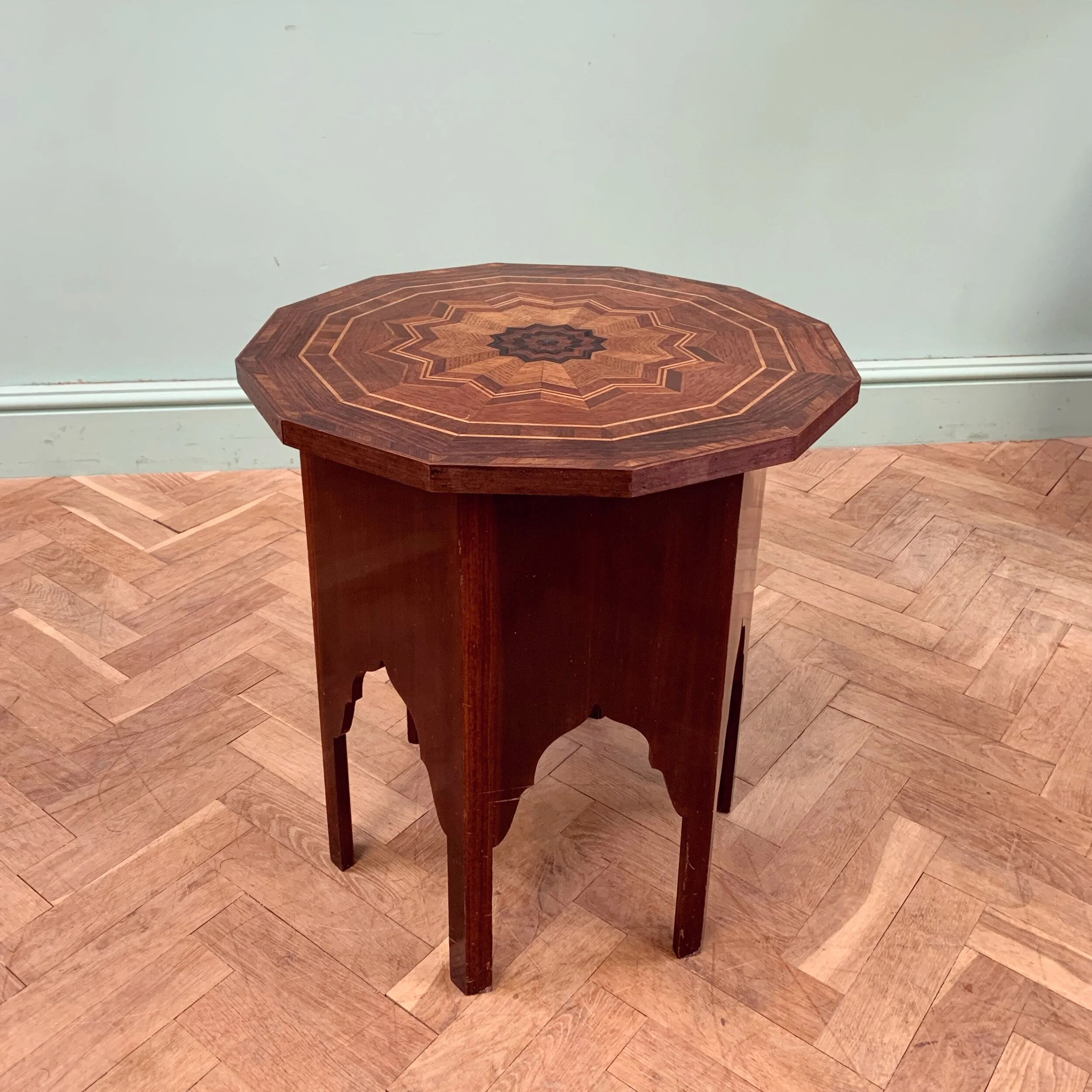 85AB807D-2DE9-41C7-9C41-E46A927E3288