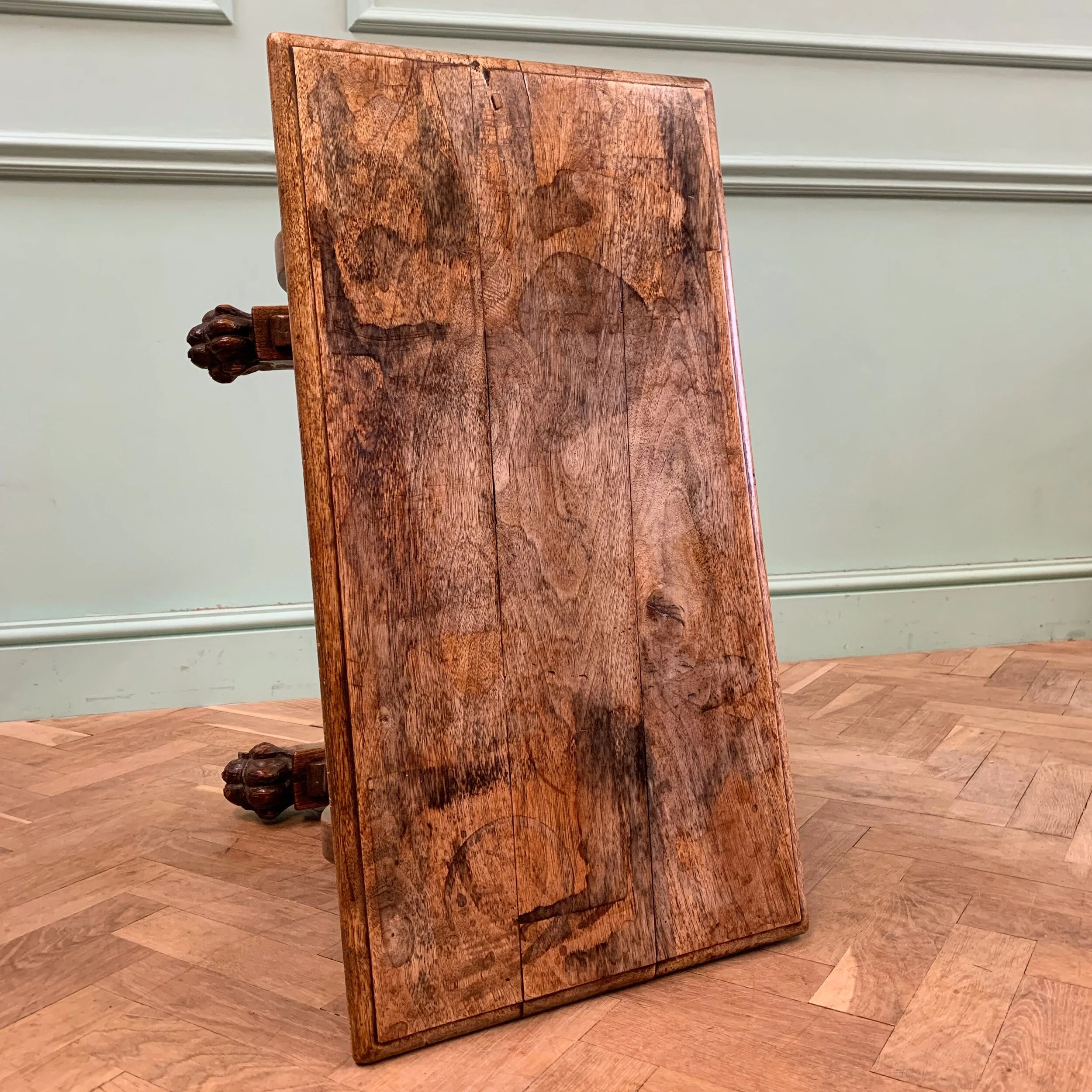 C8517A8A-3477-4AB1-A273-A1A8AB74A57D