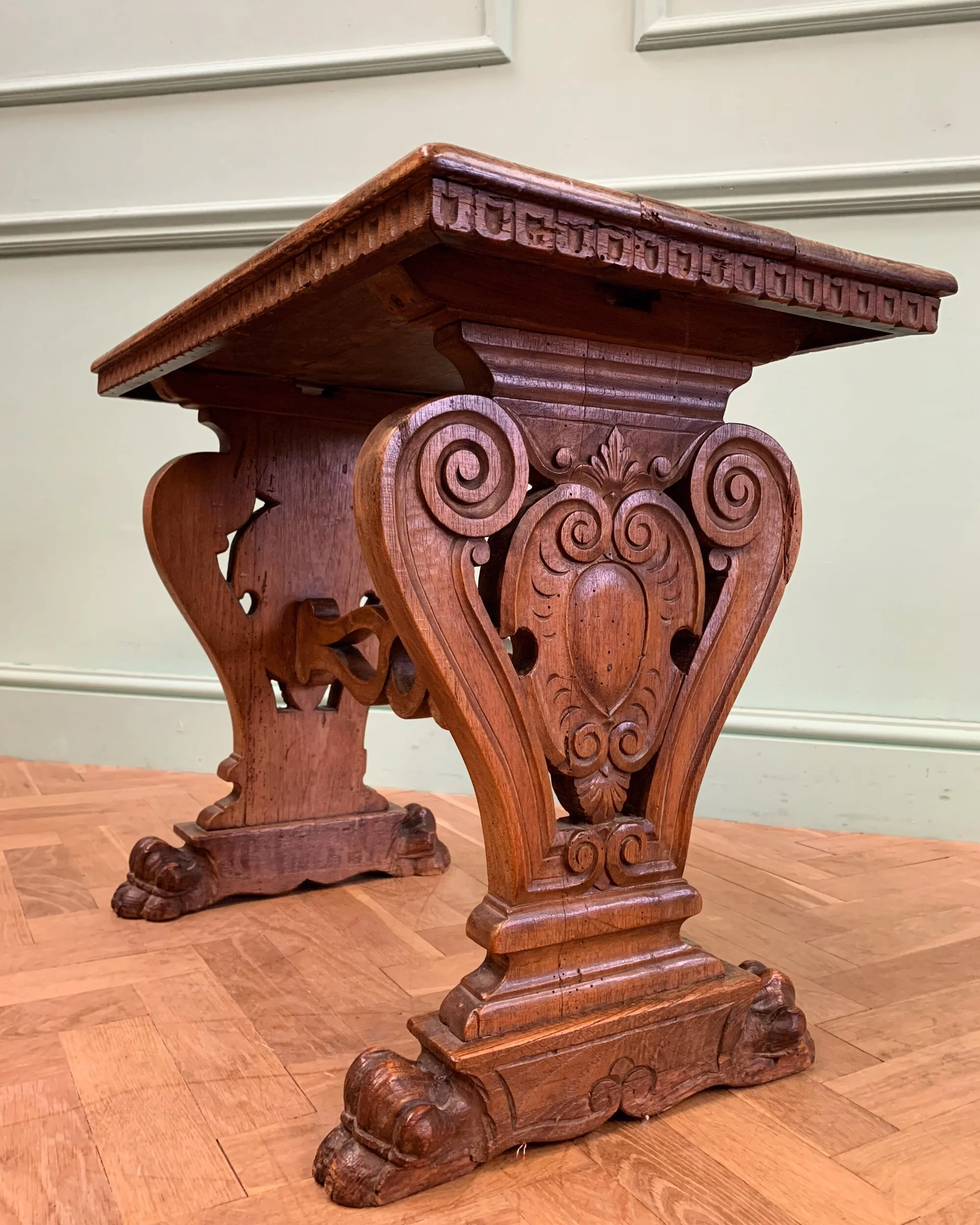 97BFB809-C504-4F46-B743-603F5EDEBBB3