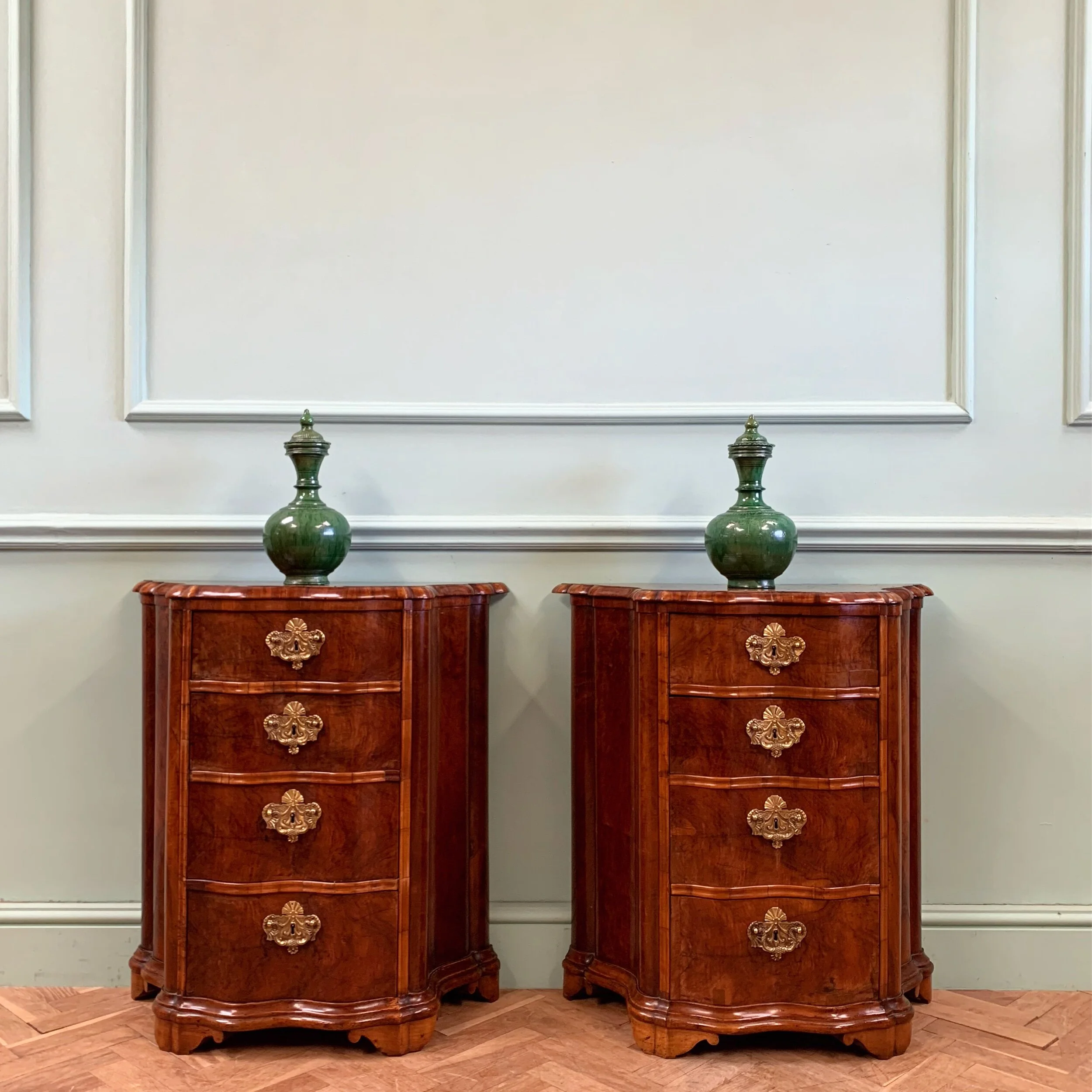 FE8C1EB5-71E7-4541-9A87-7010F33F53BC