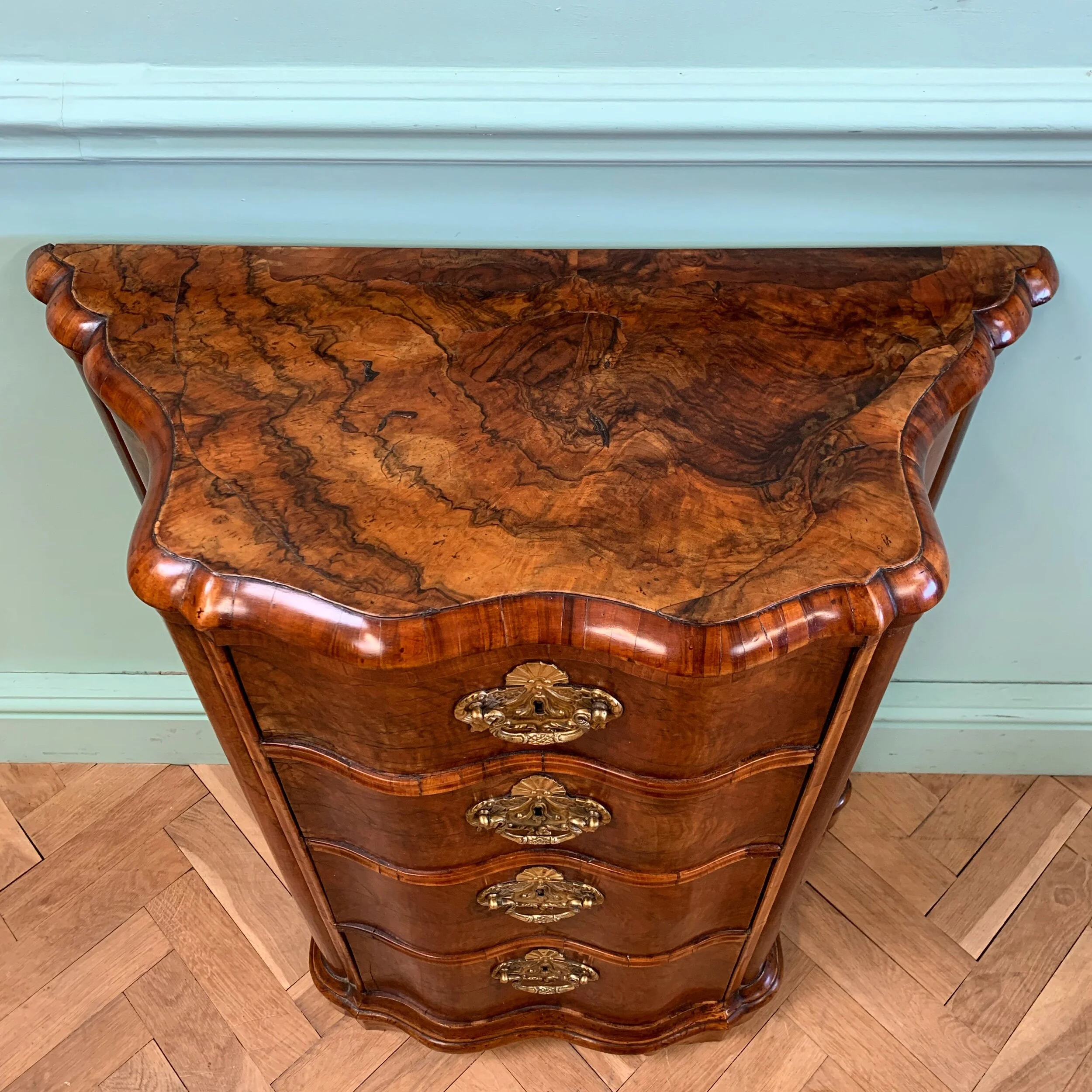 A23F55A6-A3CE-4DA4-89E1-8487331D2DEC